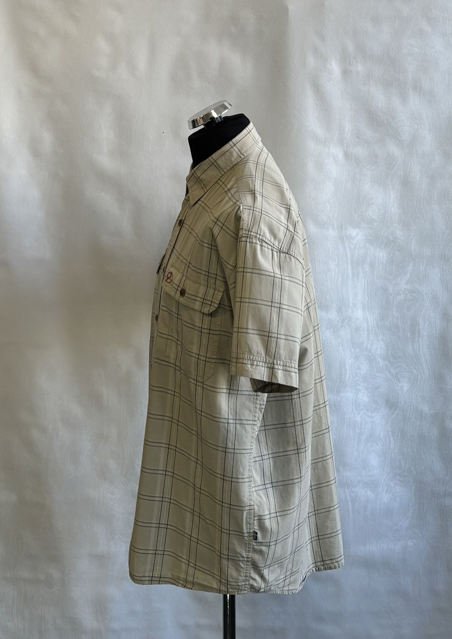 Fjallraven FjallRaven vintage shirt size L Size US L / EU 52-54 / 3 - 3 Thumbnail