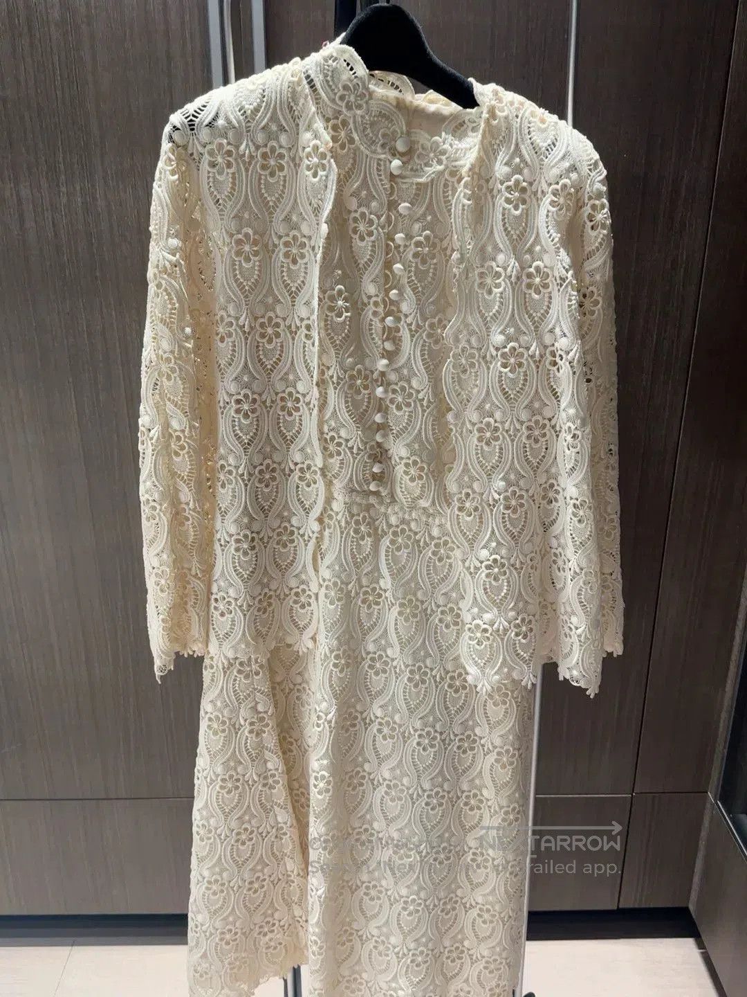Valentino Valentino Beige Cape Dress Two. Size US M / EU 48-50 / 2 - 1 Thumbnail