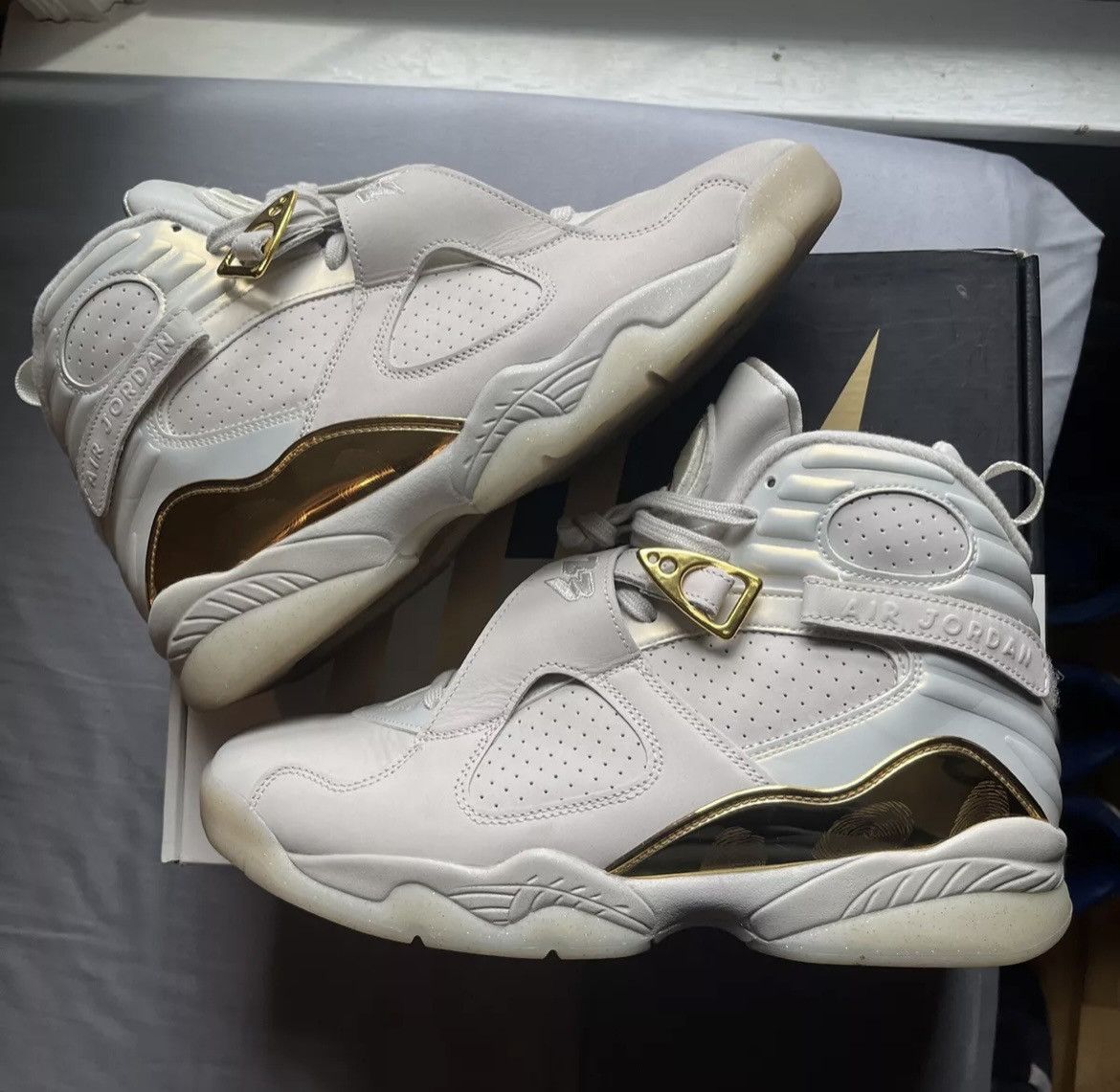 Jordan Brand Air Jordan 8 Retro C&C “Trophy” Size US 10.5 / EU 43-44 - 1 Thumbnail