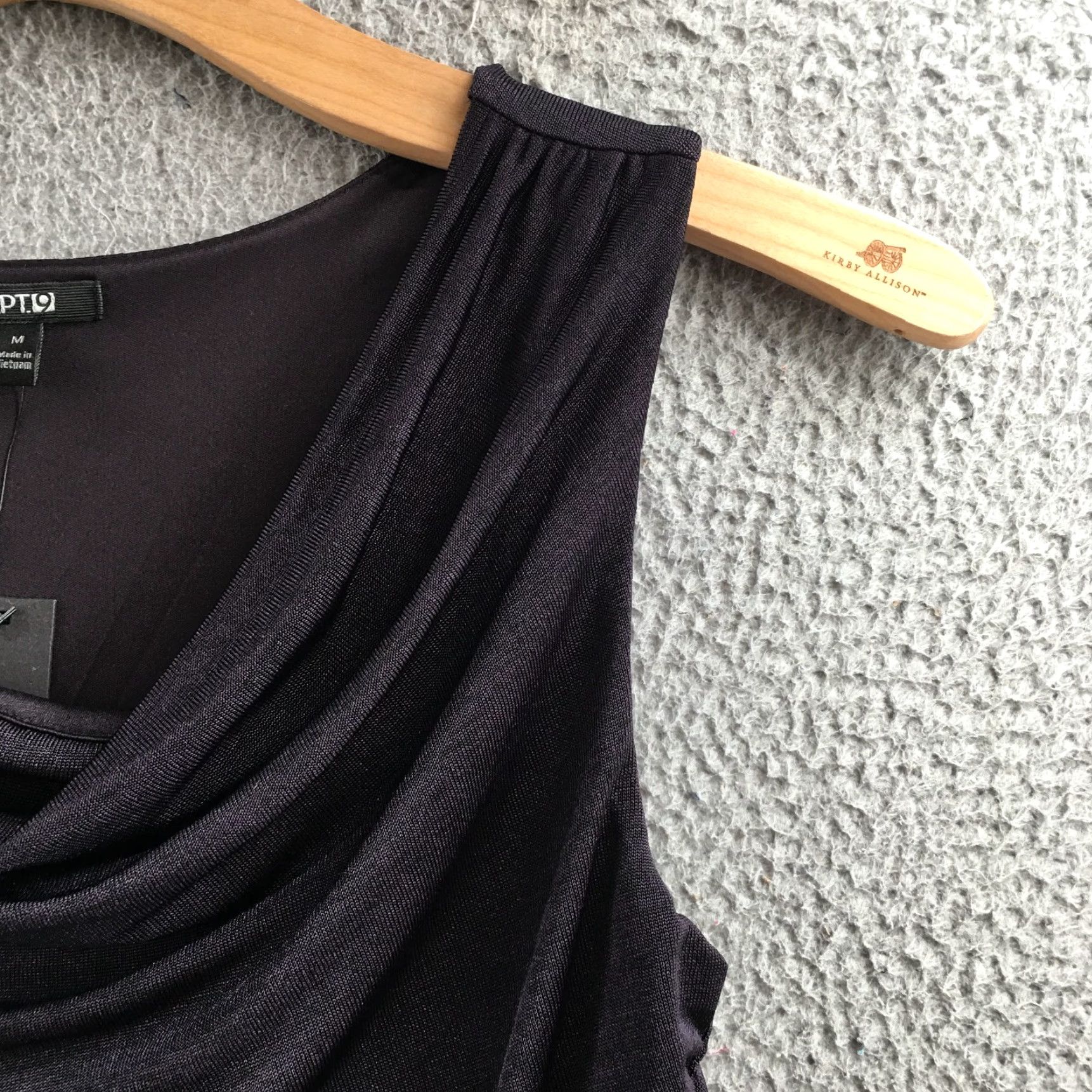 Apt. 9 APT.9 Tank Top Womens Medium Black Sleeveless Ruched Draped Front Stretch Shirt, Basic, All Seasons, Casual, Pullover, Regular Fit Womens Size M / US 6-8 / IT 42-44 - 4 Thumbnail