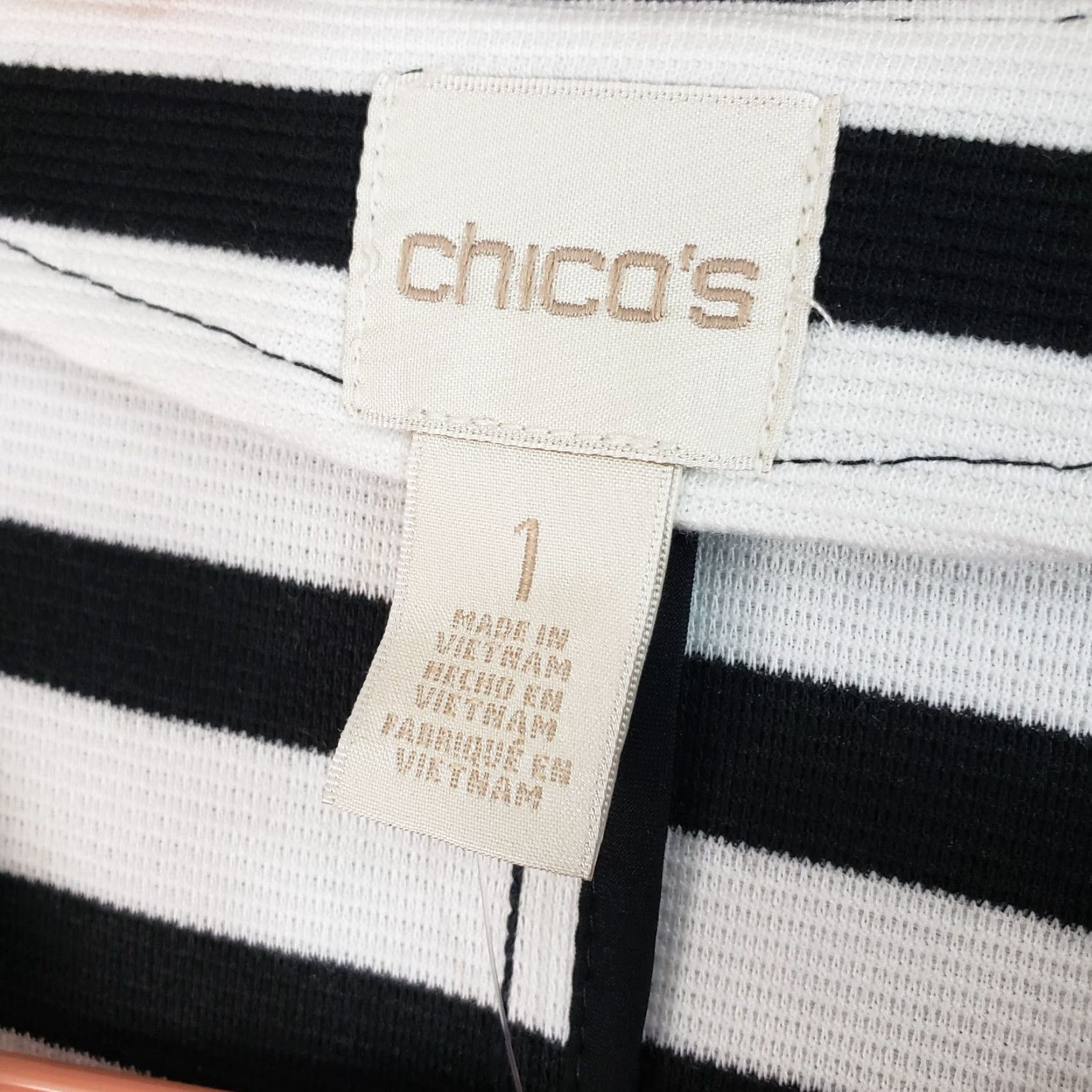 Vintage Chico's Women's Medium Size Black White Striped Vest Jacket User: User: Chico's Women's Medium Size Black White Striped Vest Jacket Size M / US 6-8 / IT 42-44 - 6 Thumbnail