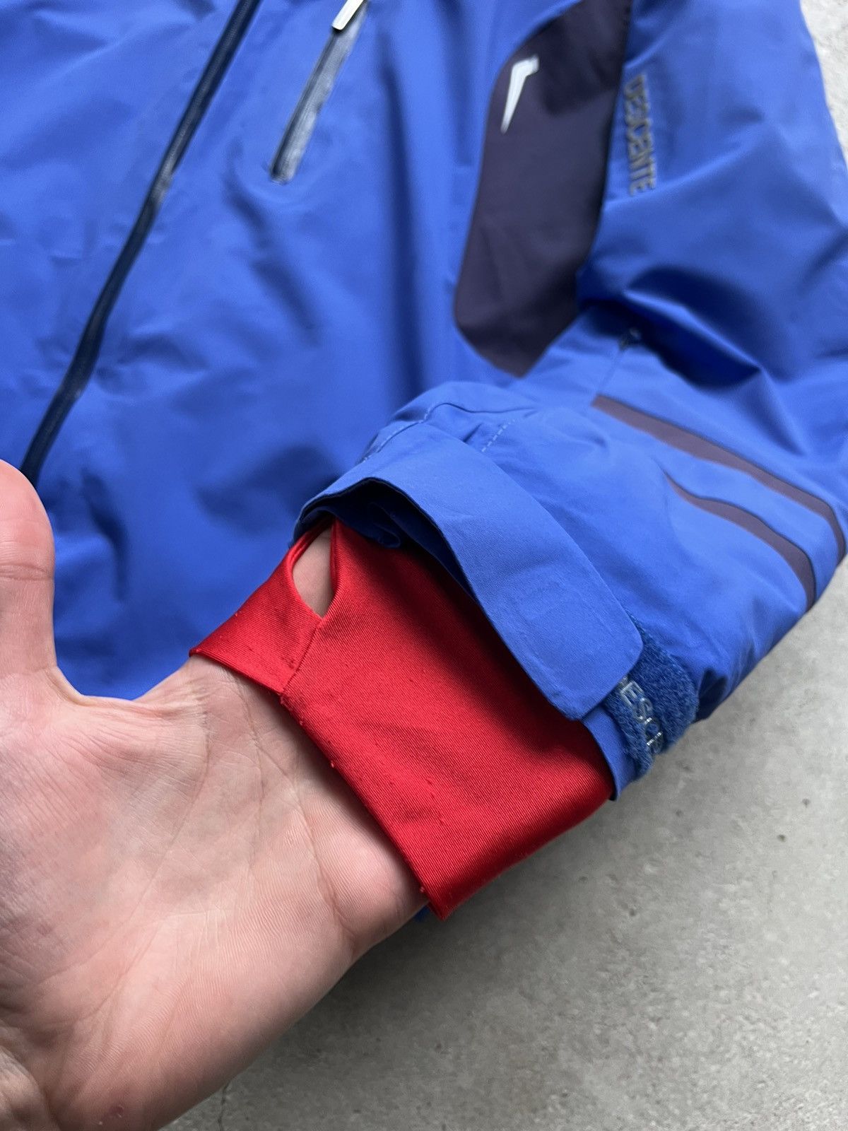 Descente Descente blue light jacket ski wind breaker Size US XXL / EU 58 / 5 - 8 Thumbnail
