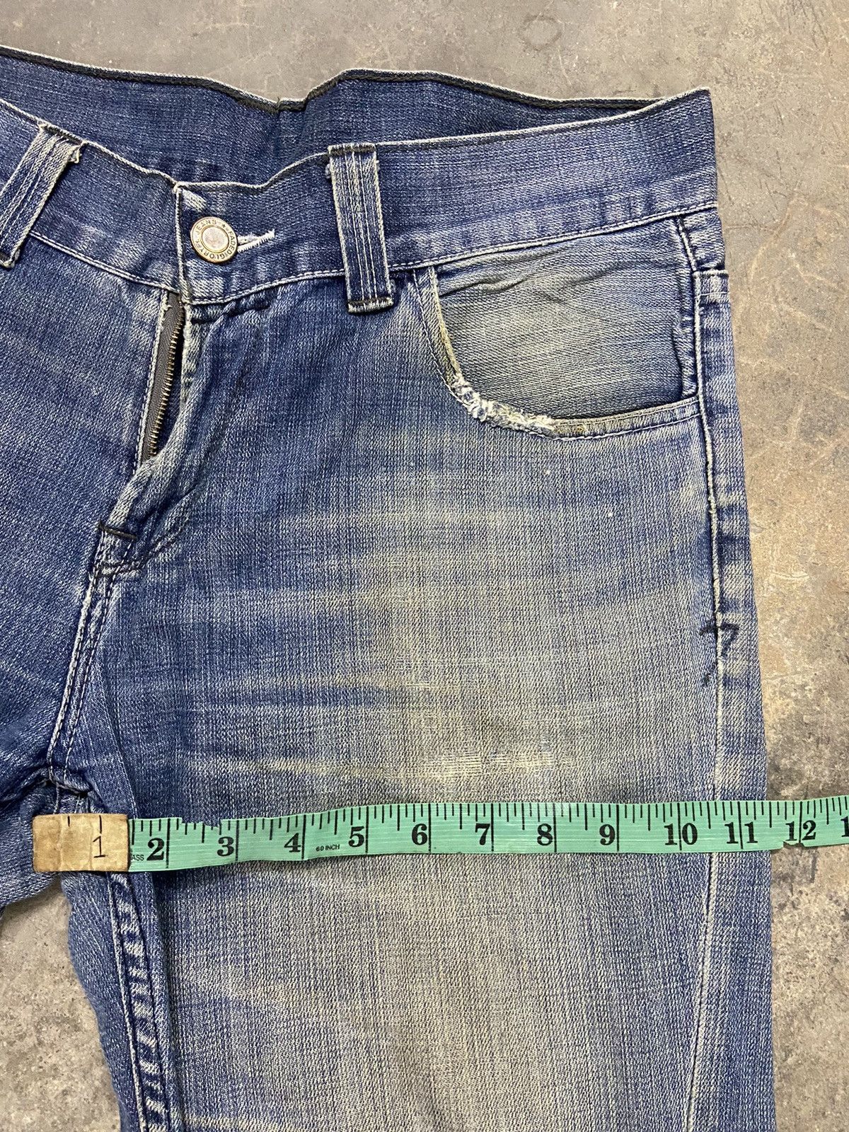 Levi's Vintage Vintage Levis Jeans Grunge Distressed Kurt Cobain Size US 34 / EU 50 - 13 Thumbnail