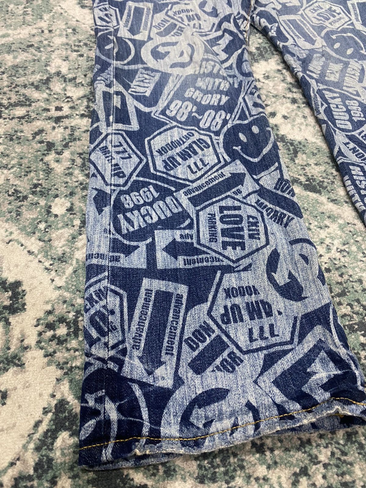 Hysteric Glamour Vintage Co&Lu All Over Acid Wash Printed Effect Smiley Jeans Size US 31 - 5 Thumbnail