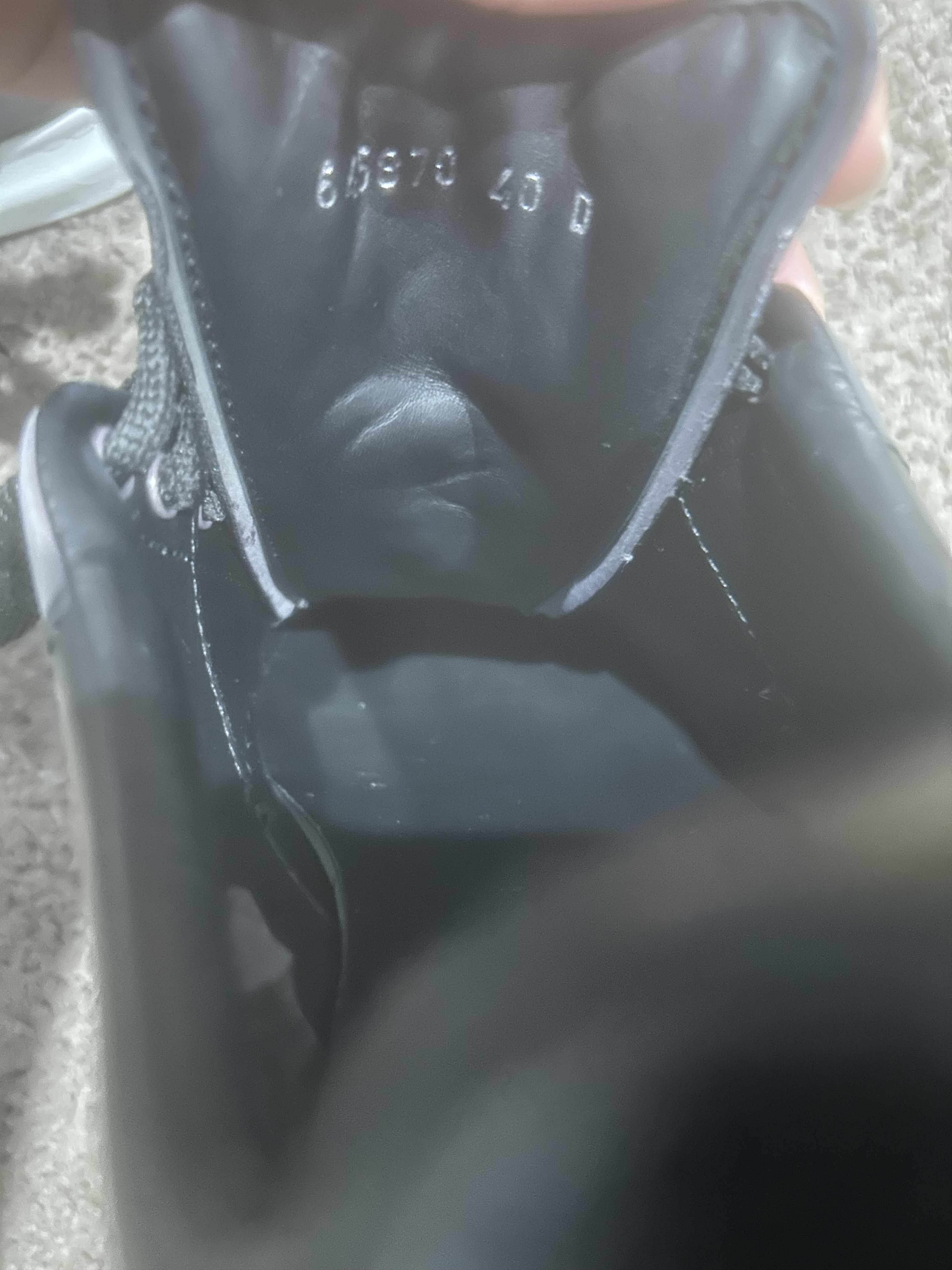 Alexander McQueen Alexander McQueen Irridescent Tech Bettle/Black Size US 7 / EU 40 - 11 Thumbnail