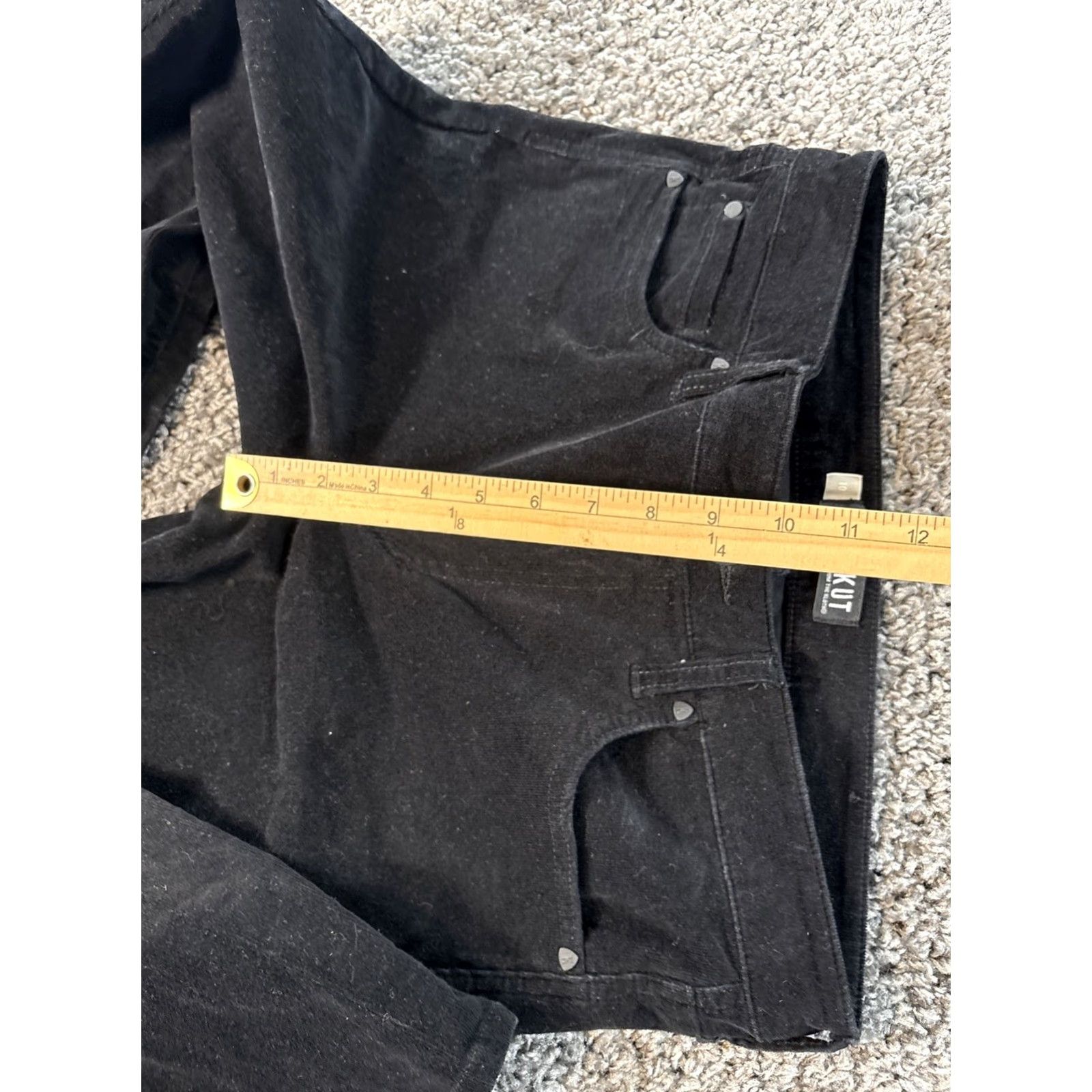 Vintage KUT from the Kloth Diana Black Corduroy Skinny Pants Women's 10 Regular inseam 32"} Size 32" / US 10 / IT 46 - 5 Thumbnail