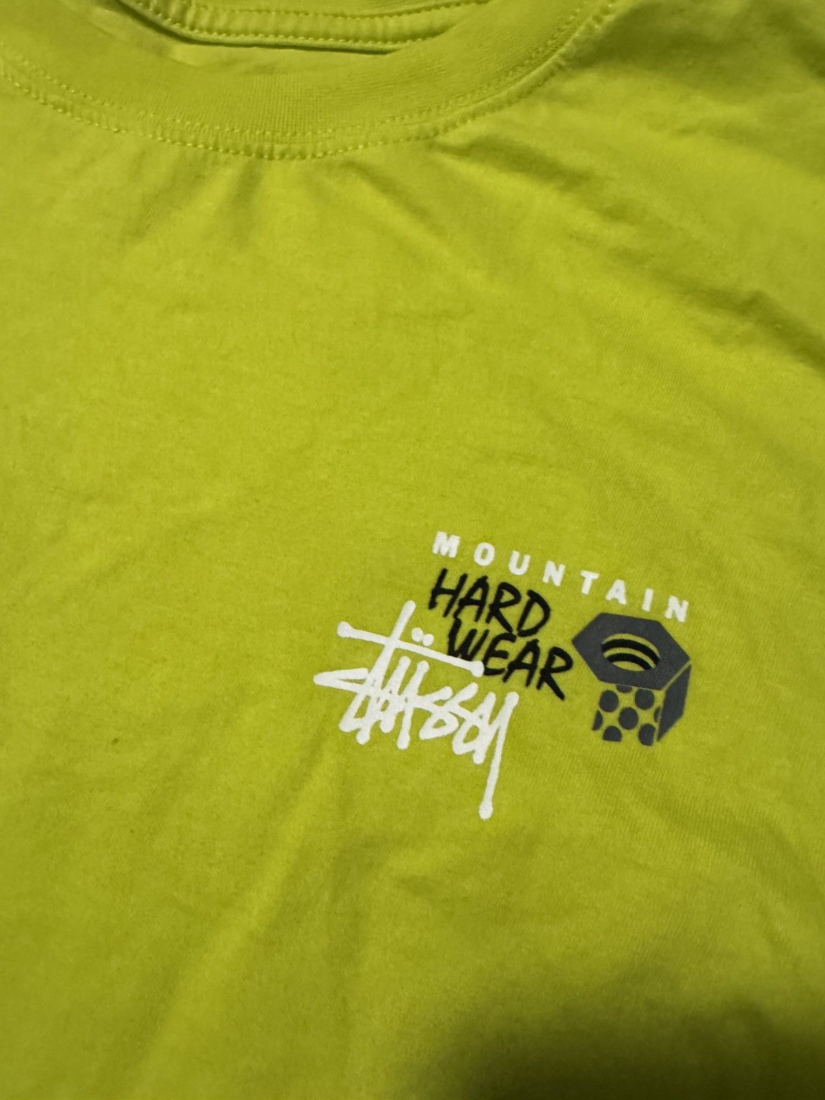Mountain Hardwear × Stussy Mountain Hardwear x Stussy Neon Green Gorpcore Tee Size US L / EU 52-54 / 3 - 2 Thumbnail