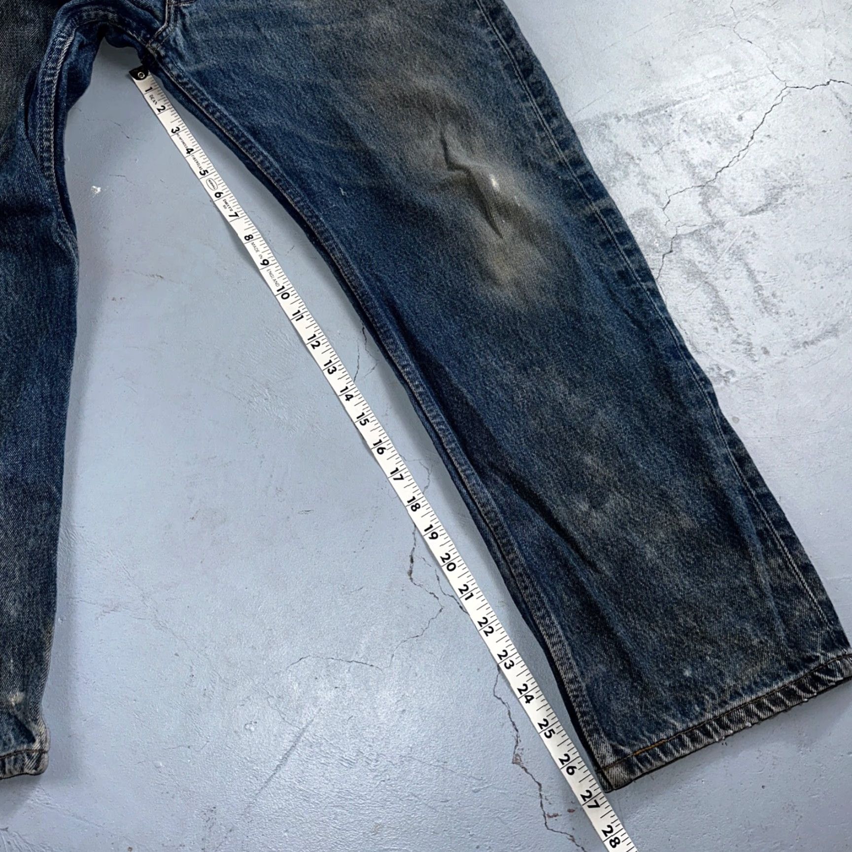 Levi's VINTAGE Levi's 501 Jeans Straight Men 36x30 Medium Blue Denim 90s 90s Mexico Y2K Classic Size US 36 / EU 52 - 5 Thumbnail