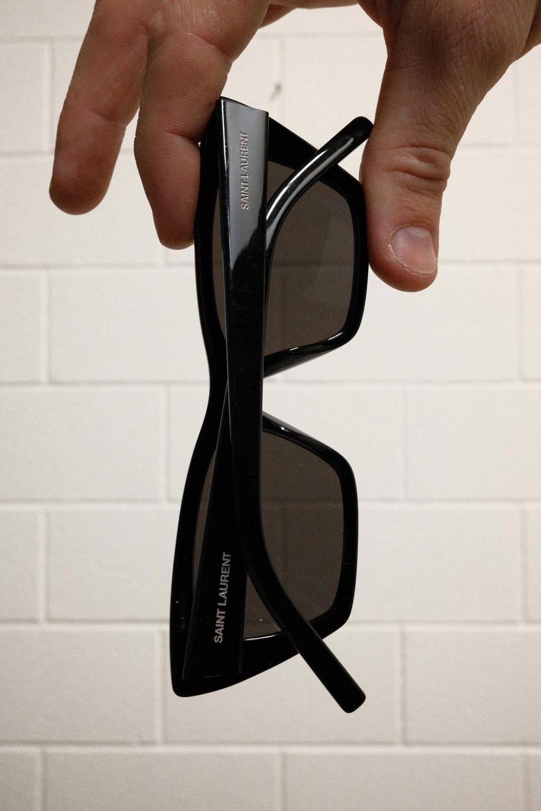 Saint Laurent Paris Saint Laurent Black Rectangular Sunglasses with Case Size ONE SIZE - 5 Thumbnail