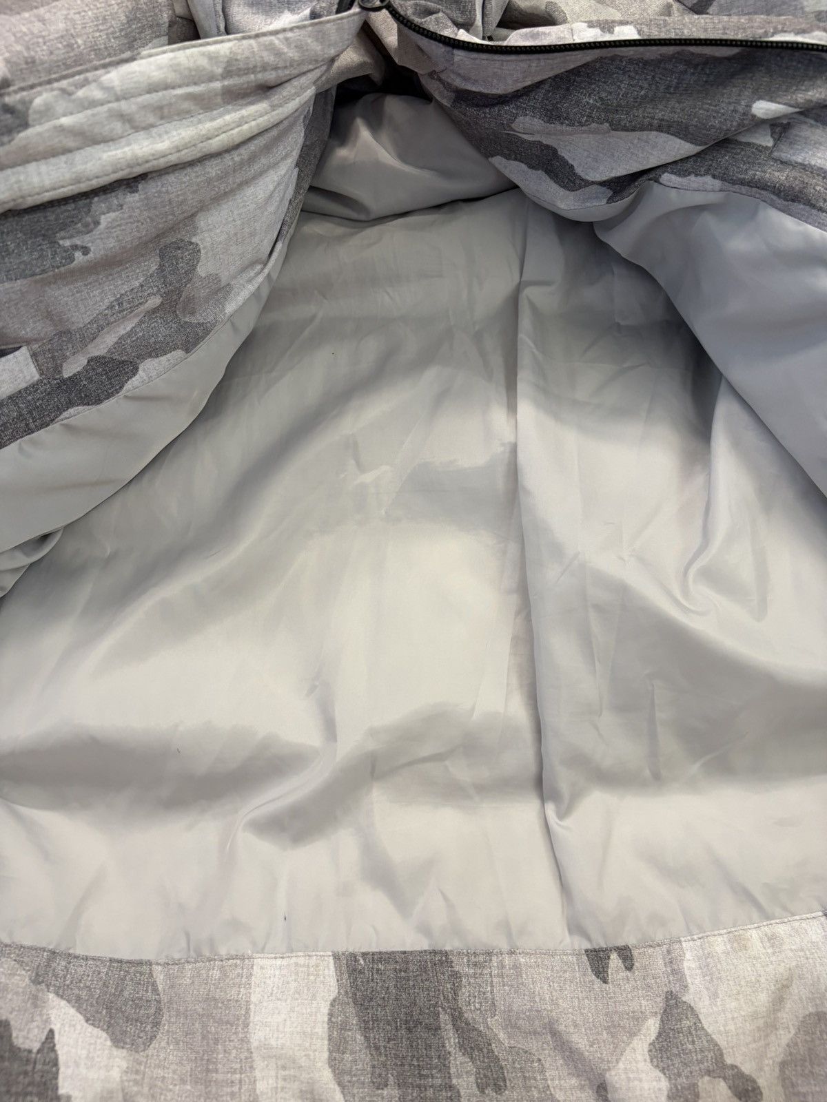 GOSTAR DE FUGA Winter Camo Puffer Jacket Size US M / EU 48-50 / 2 - 6 Thumbnail
