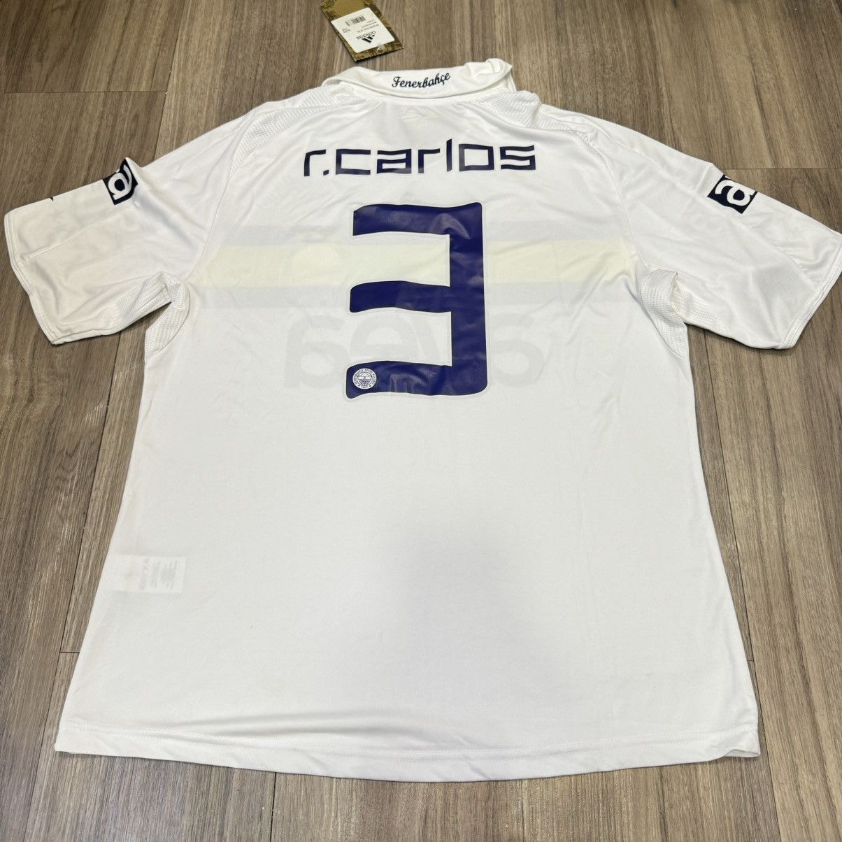 Adidas Fenerbahce 08/09 away shirt #3 R.Carlos (bnwt) Size US S / EU 44-46 / 1 - 2 Thumbnail
