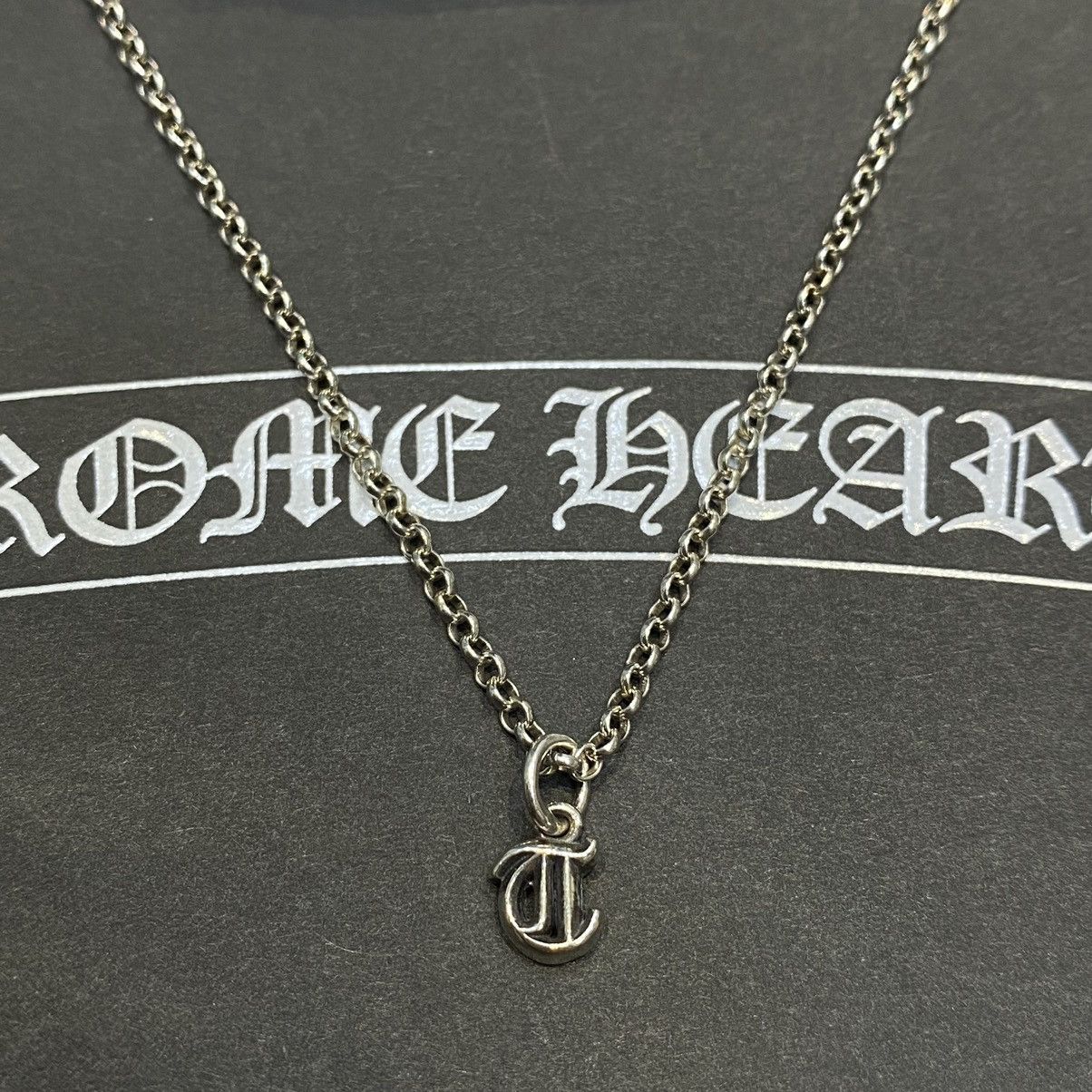 Chrome Hearts Chrome Hearts Mini Alphabet Letter T Charm mix roll chain Size ONE SIZE - 2 Thumbnail