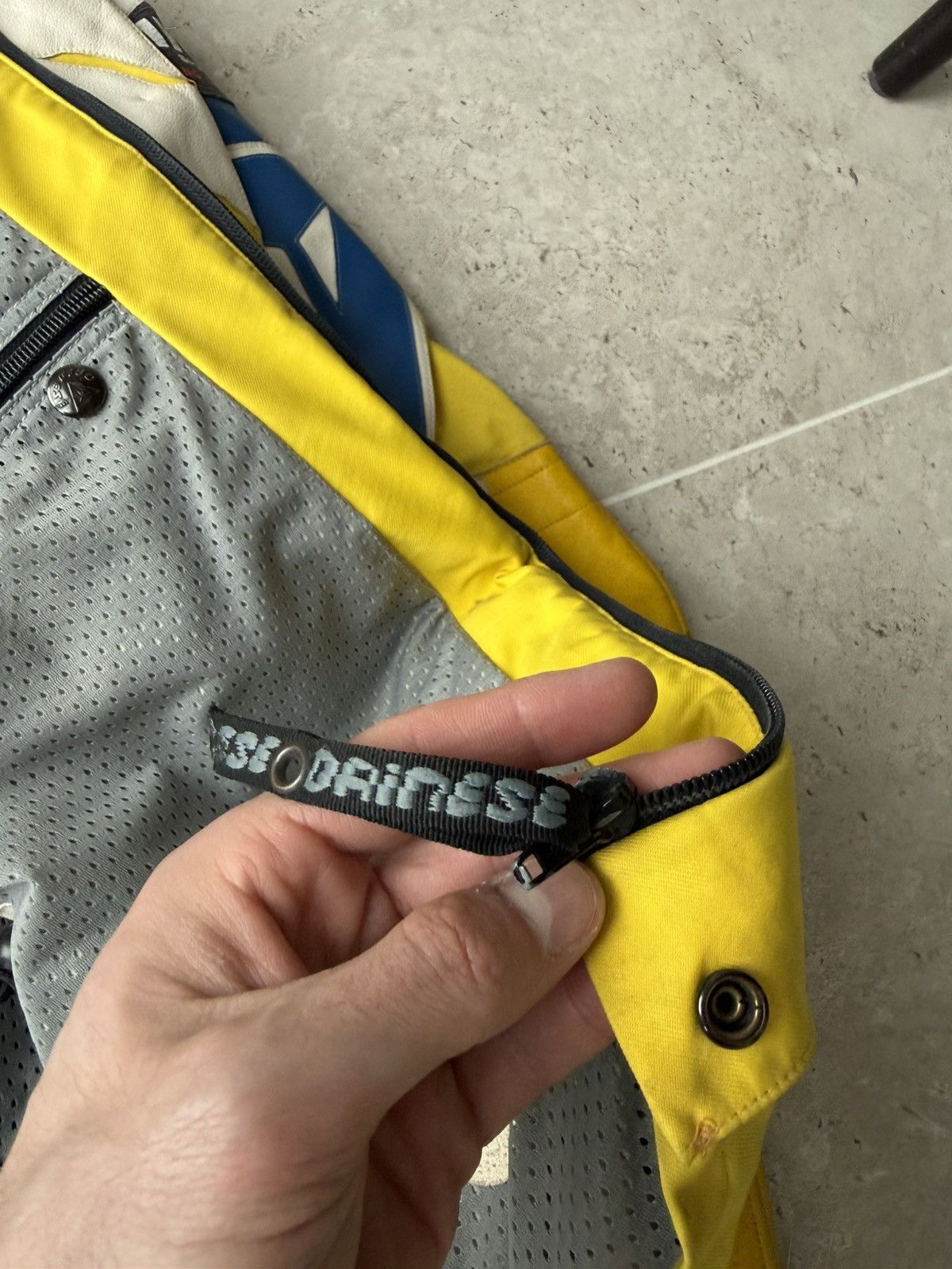 Dainese 🔥VERY RARE Dainese Hydrogen Racing Jacket Suzuki Honda🔥 Size US L / EU 52-54 / 3 - 11 Thumbnail