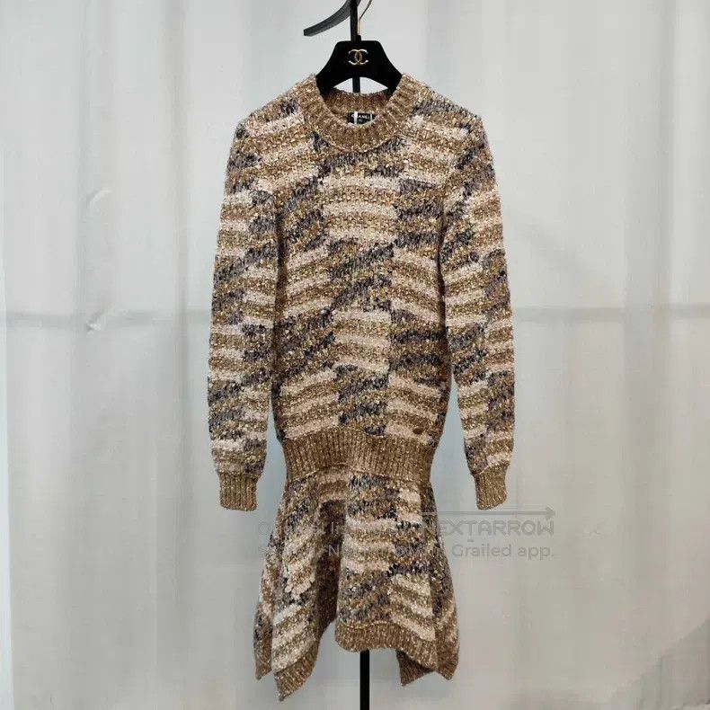 Chanel Chanel Irregular sweater skirt Size XXS / US 00 / IT 34 - 1 Thumbnail
