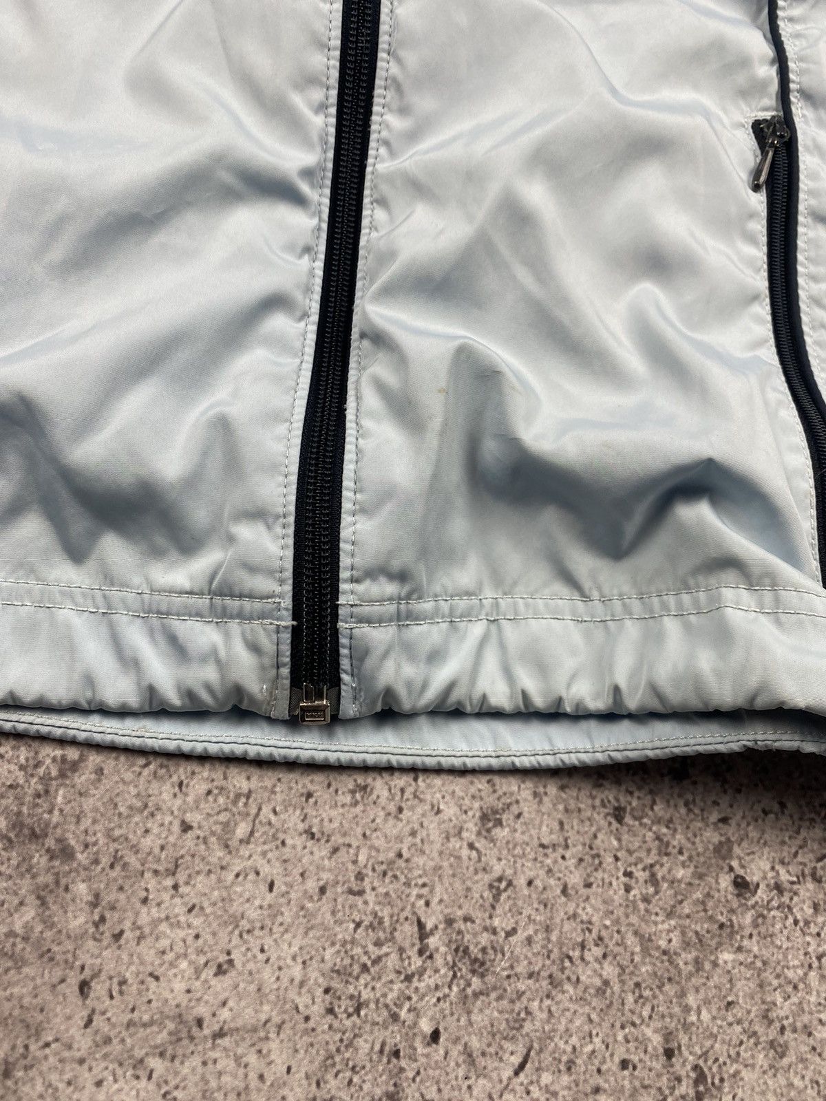 Nike × Vintage 90s Nike Swoosh Vintage Y2K Baby Blue Retro Nylon Jacket Size M / US 6-8 / IT 42-44 - 4 Thumbnail