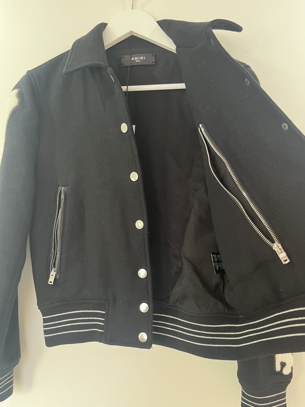 Amiri Amiri Varsity Bone Bomber Jacket Size US S / EU 44-46 / 1 - 6 Thumbnail