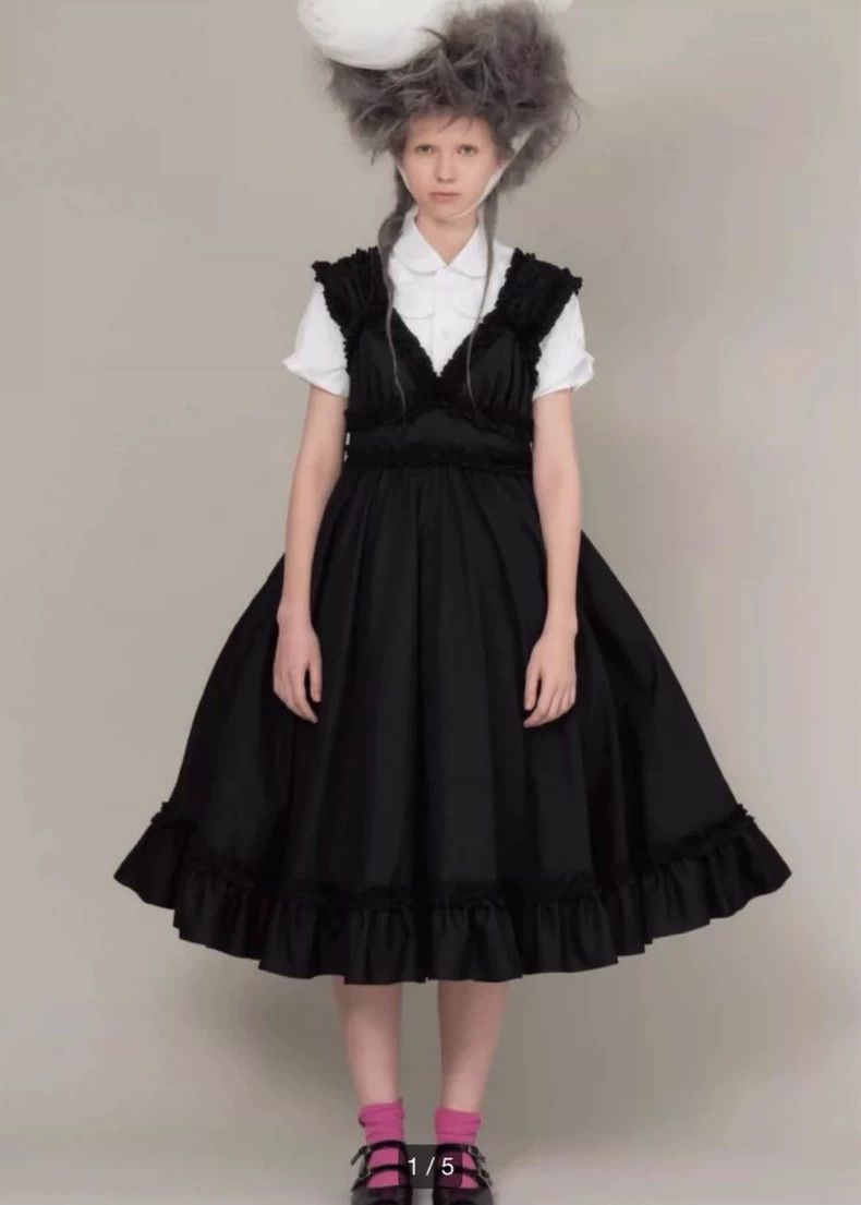 Comme des Garcons Comme Des Garcons Big V-neck dress Size XS / US 0-2 / IT 36-38 - 1 Thumbnail