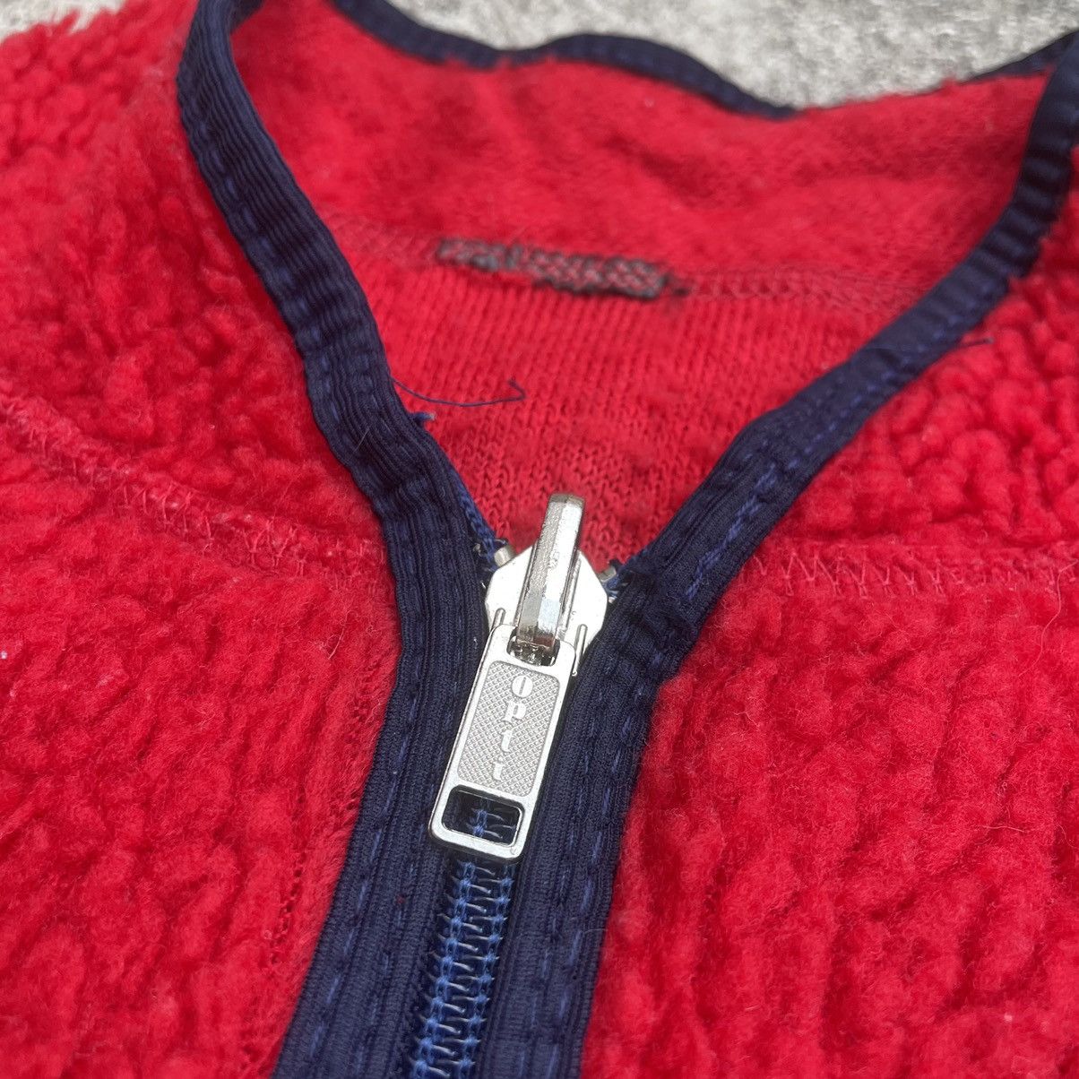 Vintage Vintage 90s Helly Hansen Half Zip Pullover Gorpcore Red M Size US M / EU 48-50 / 2 - 5 Thumbnail