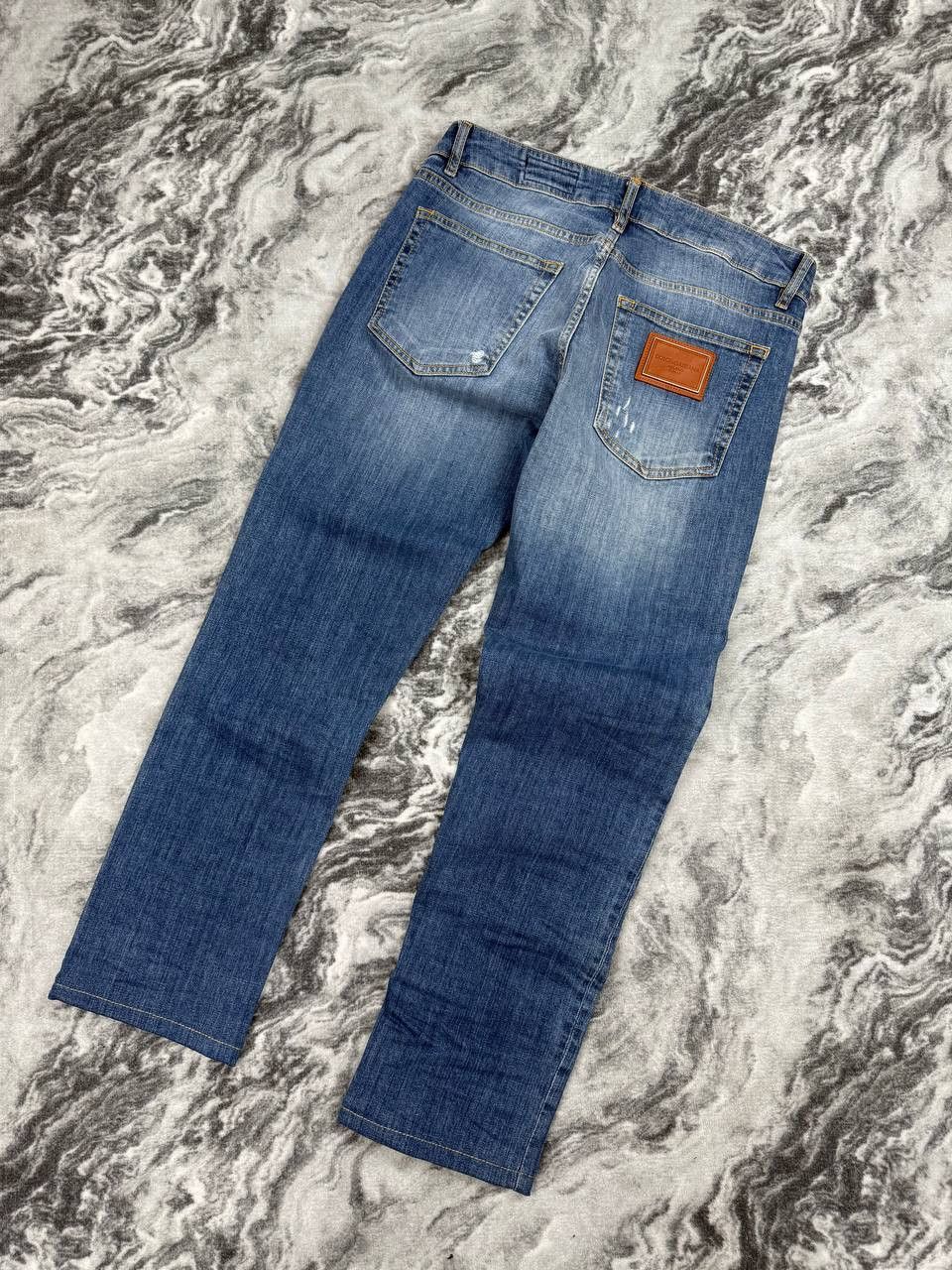 NEW Dolce Gabbana Metal Logo Denim Jeans Slim Fit