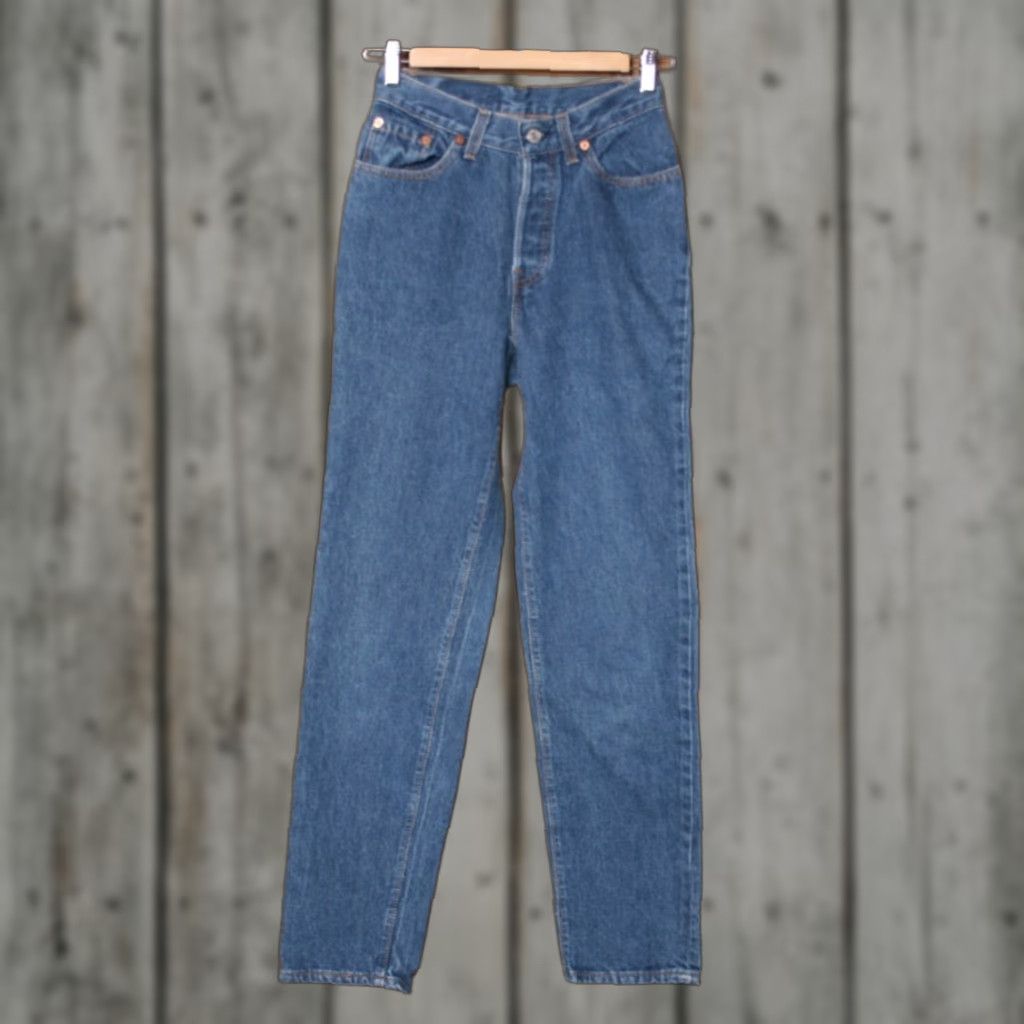 Levi's VINTAGE Levi's 501 Jeans Women 24x30 Blue Denim Cotton Regular Short 5 Button Seams 501 Model Womens Jeans Size 42" / US 20 - 1 Thumbnail