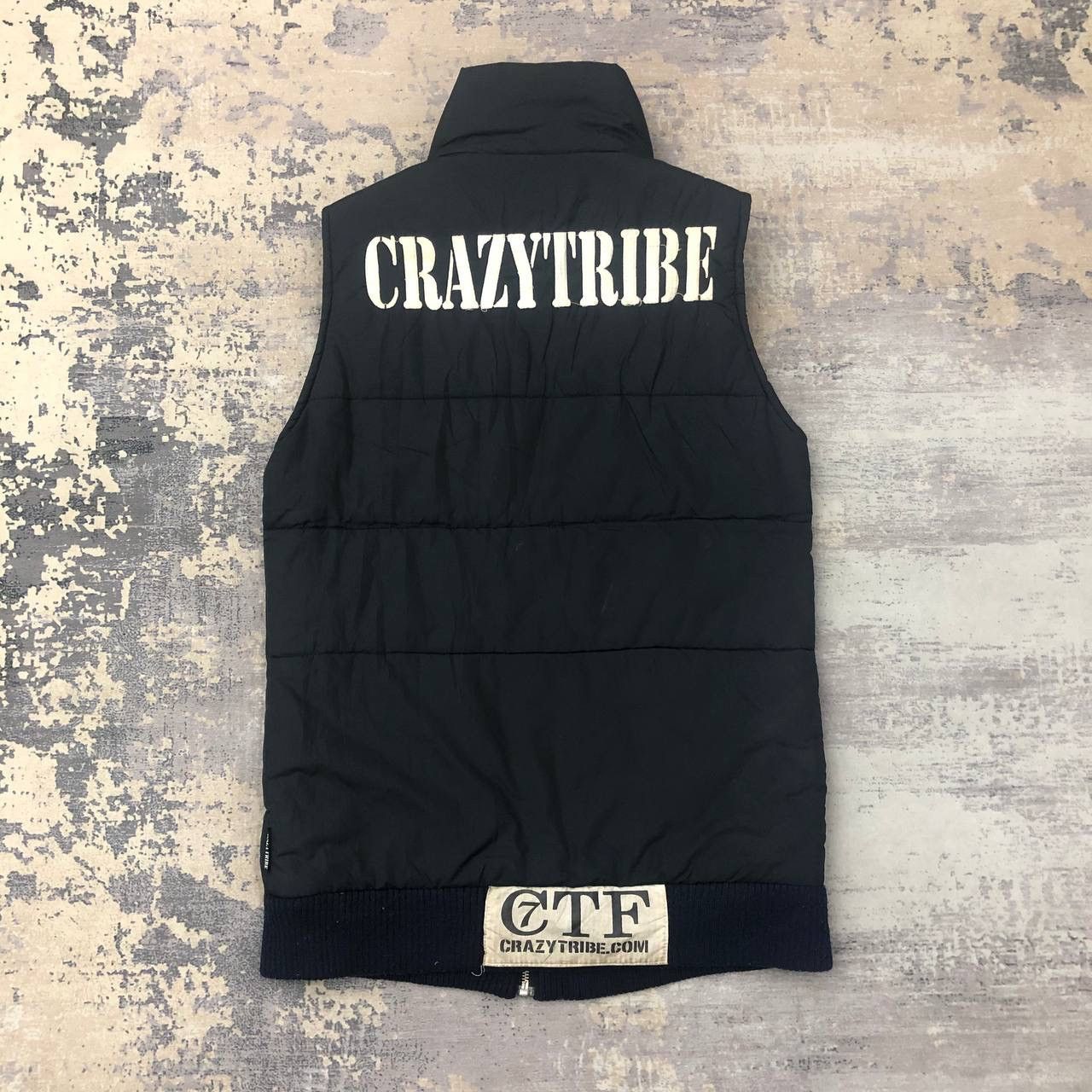Japanese Brand Y686. CRAZY TRIBE 7 FAMILY CROMEHEART INSPIRE DOWN JACKET Size US S / EU 44-46 / 1 - 3 Thumbnail