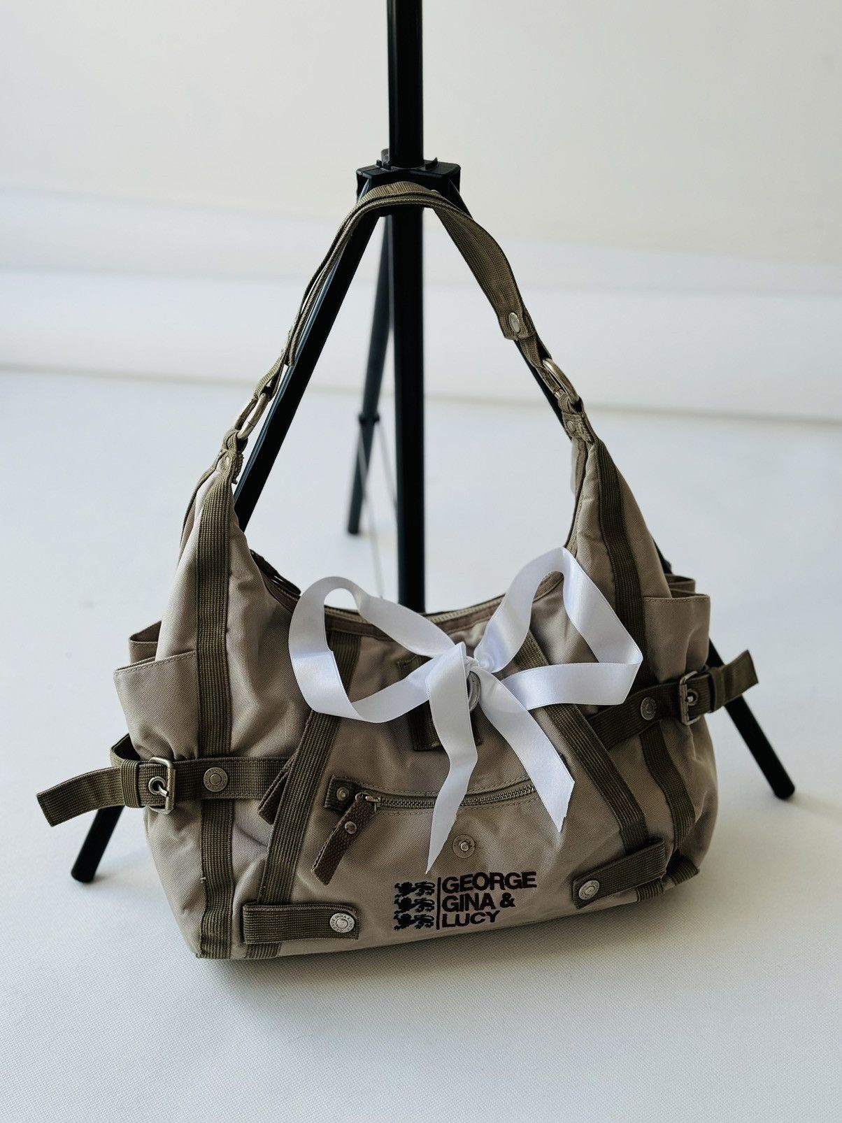 George Gina & Lucy × Japanese Brand Very Rare George Gina & lucy Y2k Alyx Bag Crossbody Handbag Size ONE SIZE - 2 Thumbnail