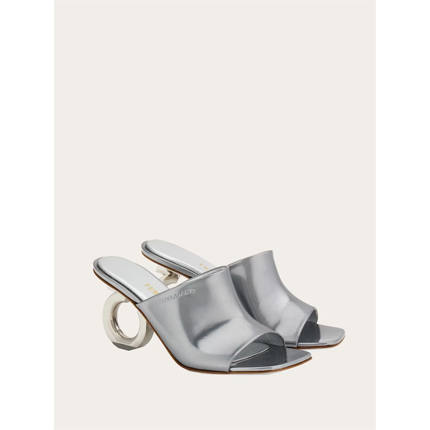 Salvatore Ferragamo o1s1rm0924 Elina Mules in Silver Size US 7.5 / IT 37.5 - 3 Thumbnail