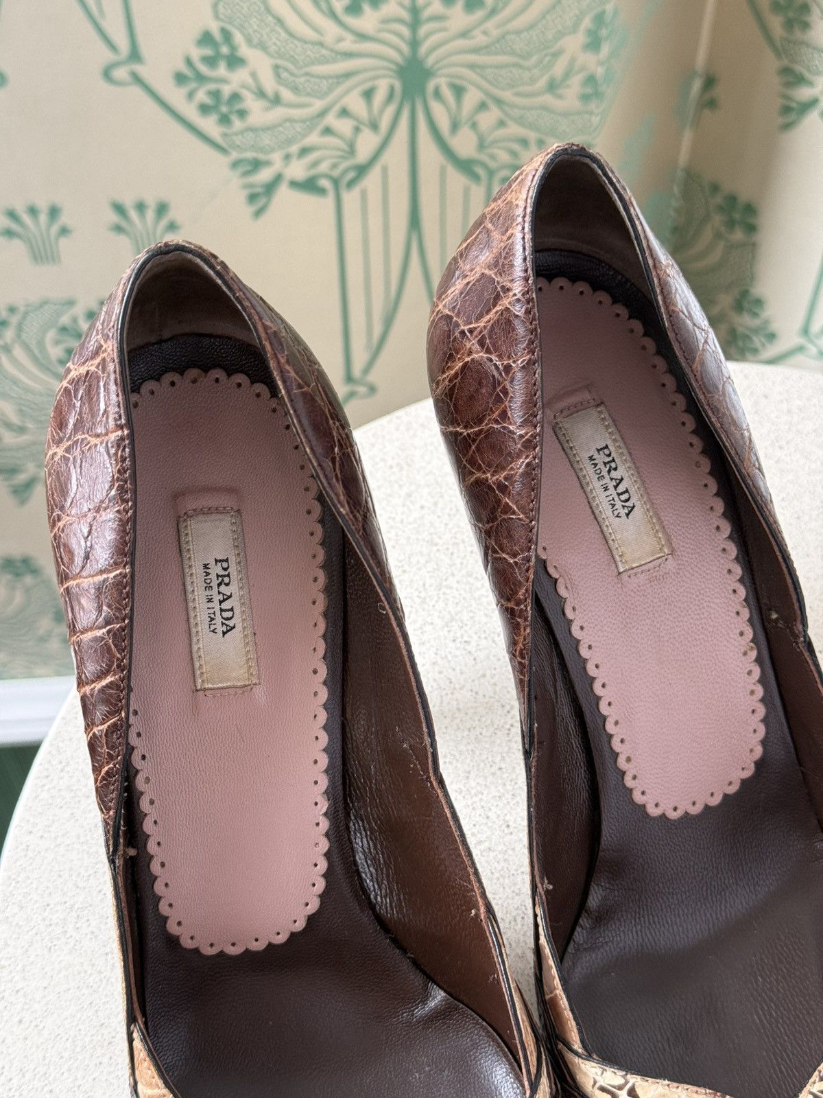 Prada Prada Burgundy Brown Reptile Embossed Leather Pumps Heels Size US 6.5 / IT 36.5 - 4 Thumbnail