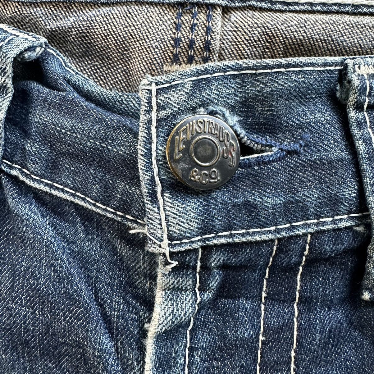 Japanese Brand Vintage Levi’s Classic Denim Distressed Faded Jean Pant W32 Size US 32 / EU 48 - 6 Thumbnail