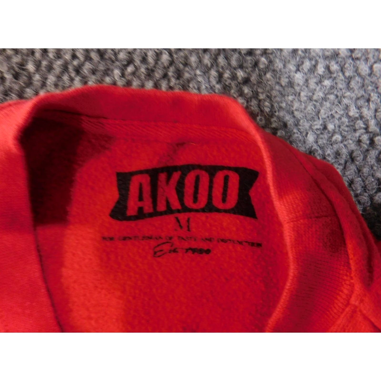 Vintage VINTAGE AKOO Mens Medium Red Manasseh Crewneck Graphic Pullover Pray or Prey YR16 Pullover Crew Neck Size US M / EU 48-50 / 2 - 6 Thumbnail