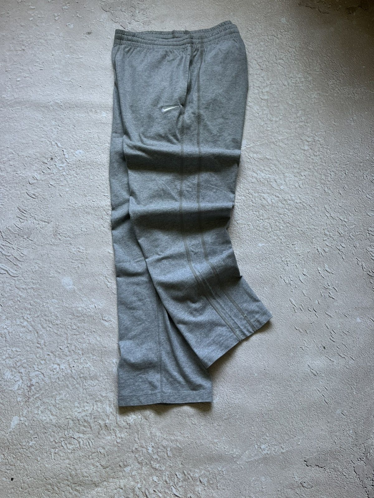 Nike Nike Grey Sweatpants Vintage Y2K Size US 34 / EU 50 - 1 Thumbnail