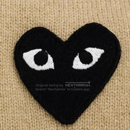 Comme des Garcons Comme des Garçons Play Beige Heart Logo Cardigan S. Size US S / EU 44-46 / 1 - 1 Thumbnail