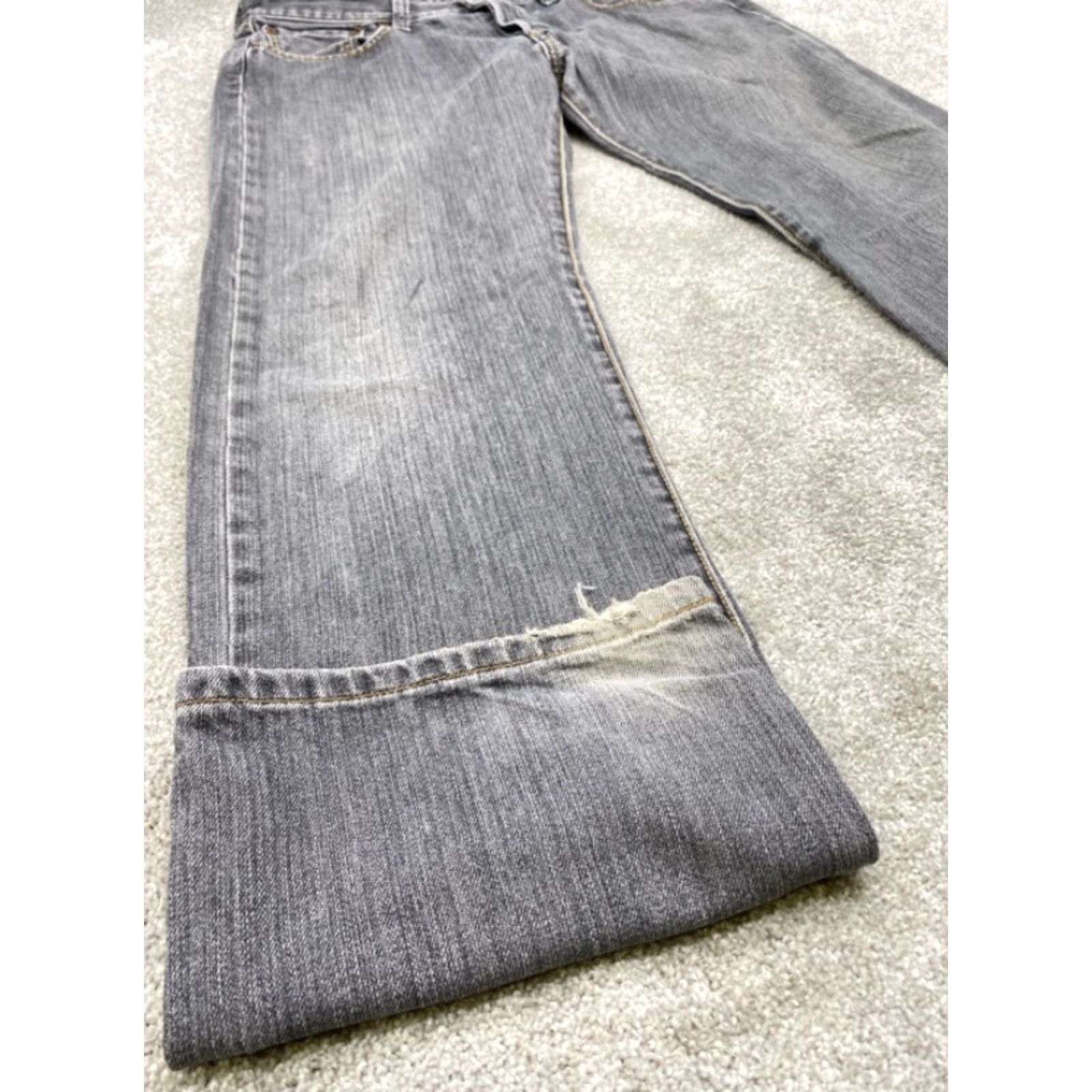 Levi's VINTAGE Levis 501 Jeans Mens 33x32 Blue Denim Button Fly Tapered Levi'S 501 Series 100% Cotton Mens Jeans 33 Blue Size US 33 - 2 Thumbnail