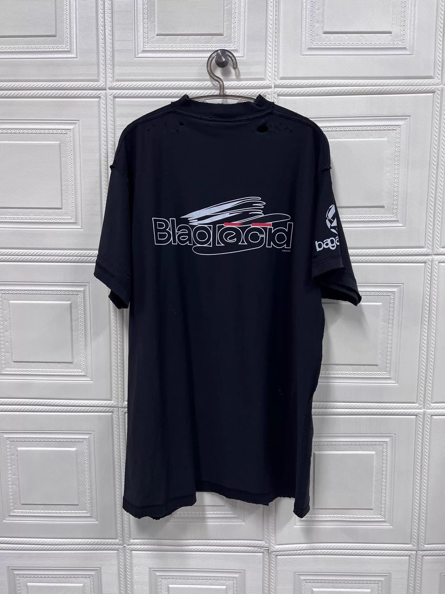 Balenciaga Balenciaga Logo Print Distressed Short Sleeve Tee Size 1 New Size US S / EU 44-46 / 1 - 2 Thumbnail