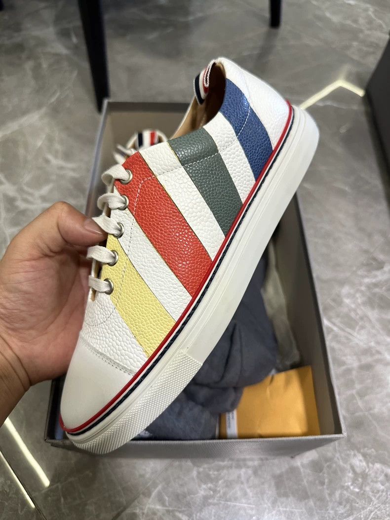 Thom Browne Thom Browne Classic white shoes with three stripes Size US 6 / EU 39 - 3 Thumbnail