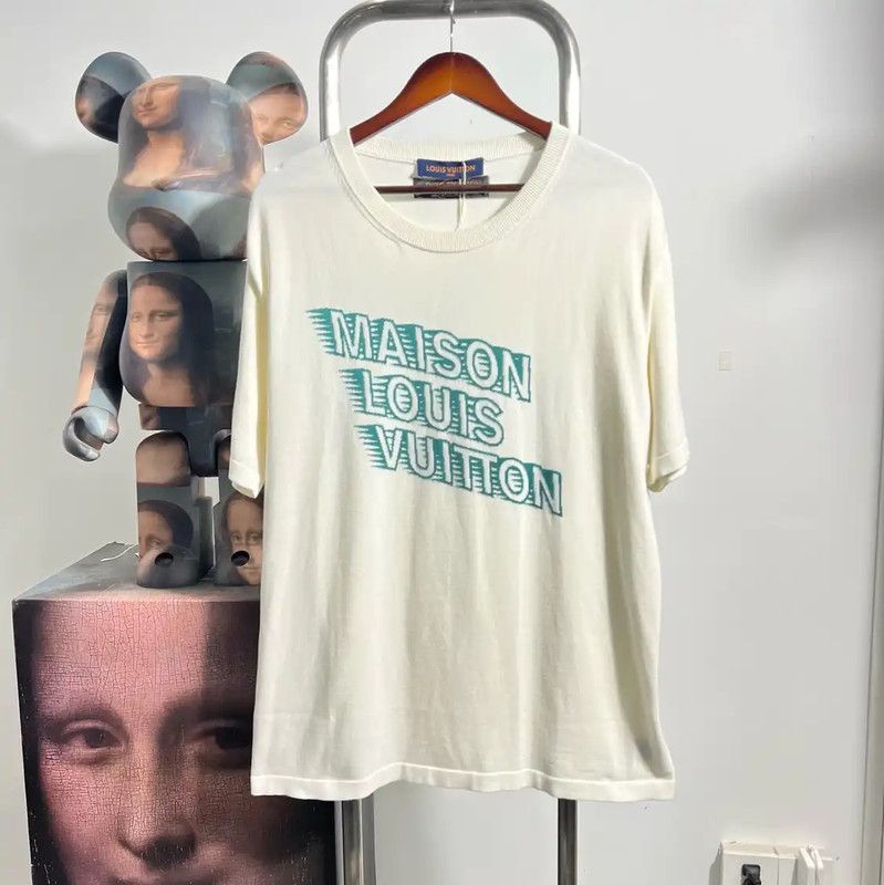 Louis Vuitton Louis Vuitton Maison Logo Tee in Off-White 0089 Size US XXL / EU 58 / 5 - 1 Thumbnail