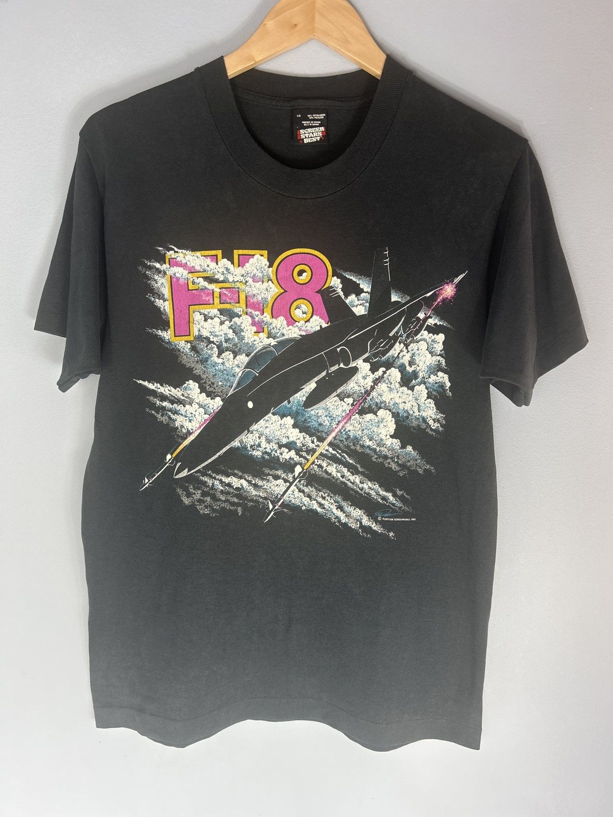 Vintage Vintage 1992 F-18 Fighter Jet Tee Size US L / EU 52-54 / 3 - 1 Thumbnail