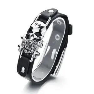 Leather × Vintage Vintage Classic Gothic Leather Punk Woven Skull Bracelet Size ONE SIZE - 1 Thumbnail