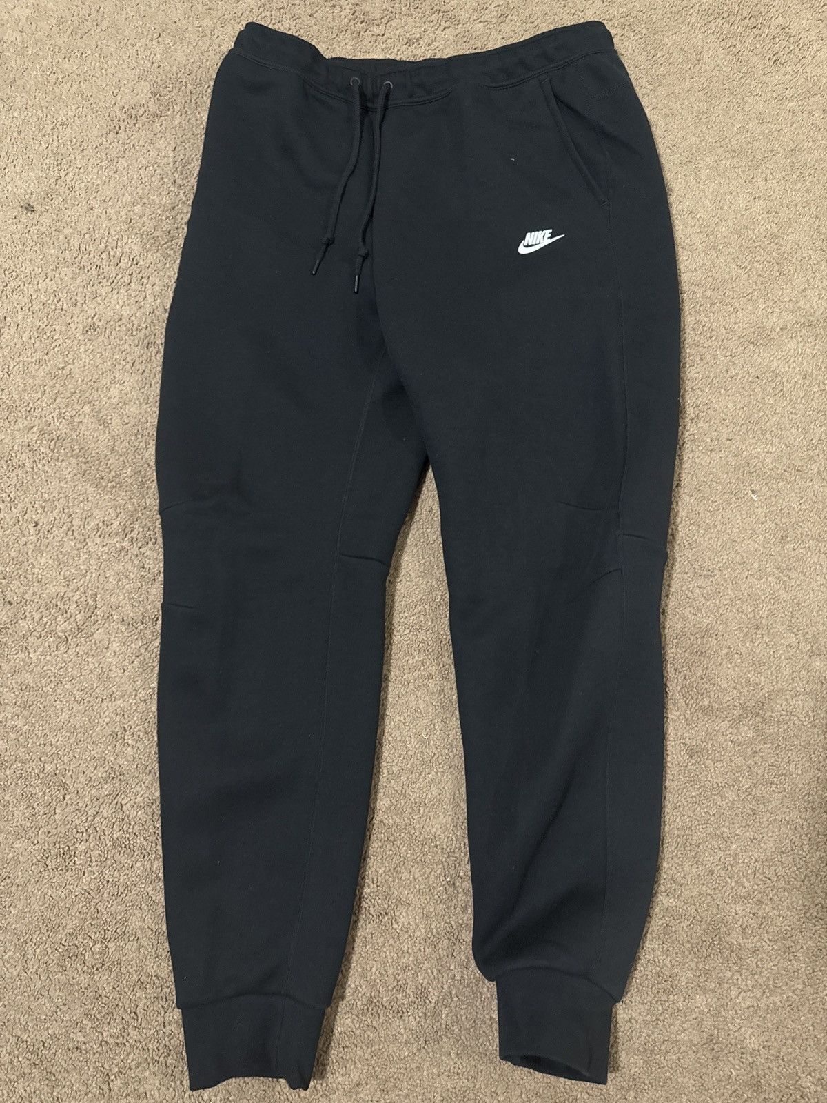 Nike Nike Tech Sweatpants Size US 36 / EU 52 - 1 Thumbnail