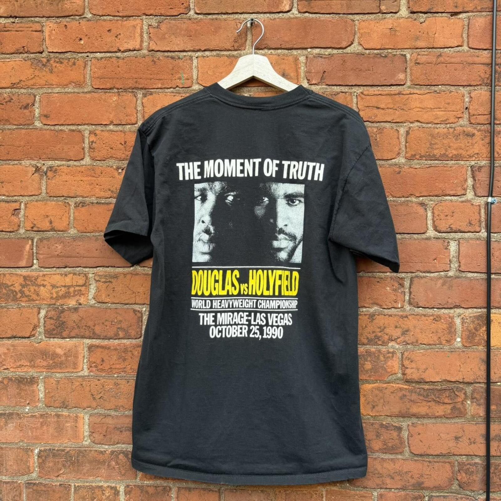 Jerzees vintage Douglas vs Holyfield the mirage Las Vegas t shirt Size US L / EU 52-54 / 3 - 1 Thumbnail