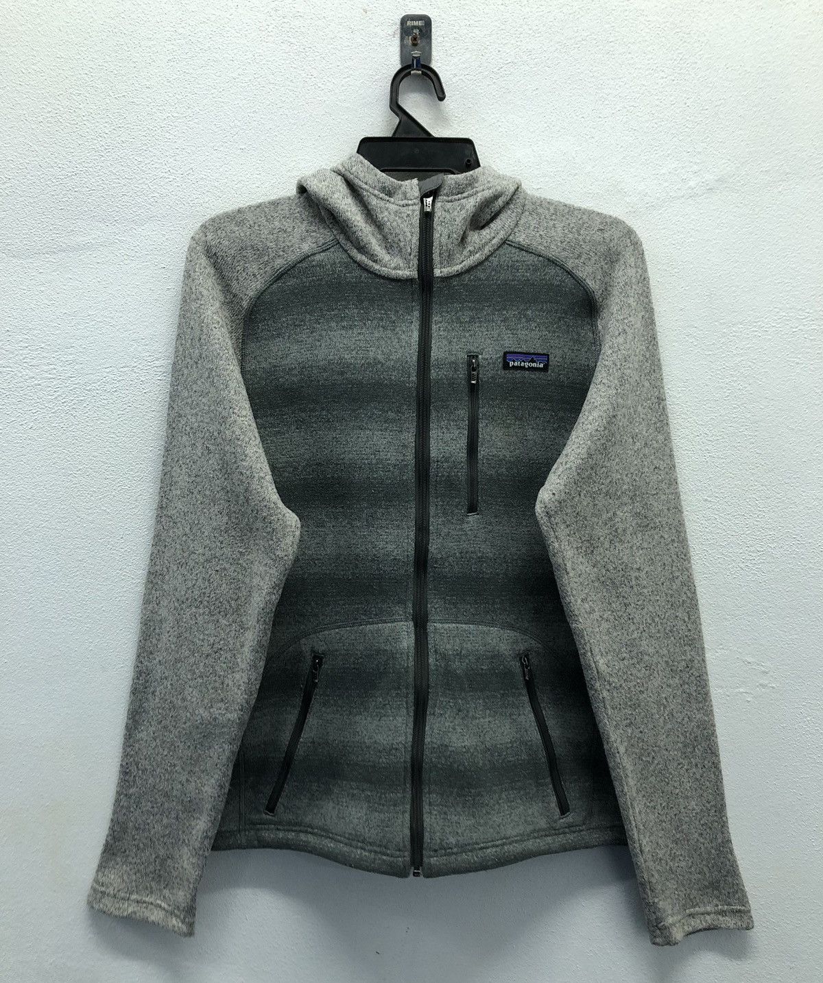 Patagonia Vintage Patagonia Jacket Hoodie Size US S / EU 44-46 / 1 - 1 Thumbnail