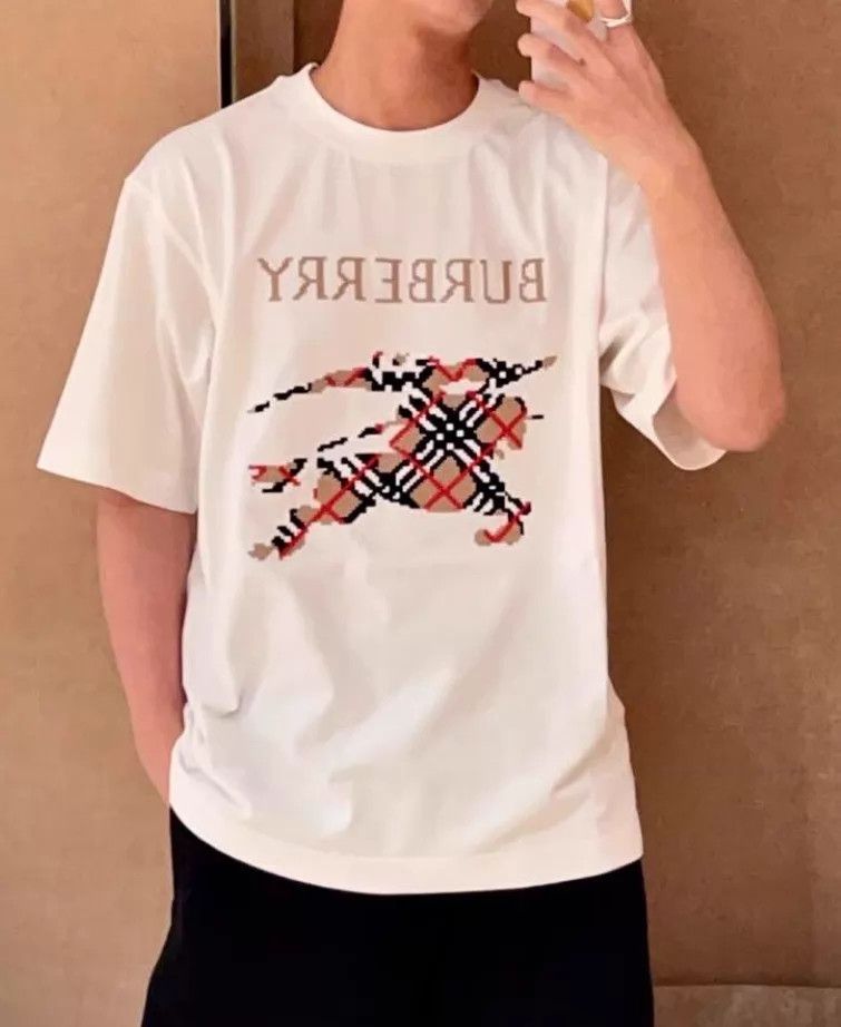 Burberry Burberry White Horseferry Embroidered SS XL 95 New Size US XL / EU 56 / 4 - 4 Thumbnail