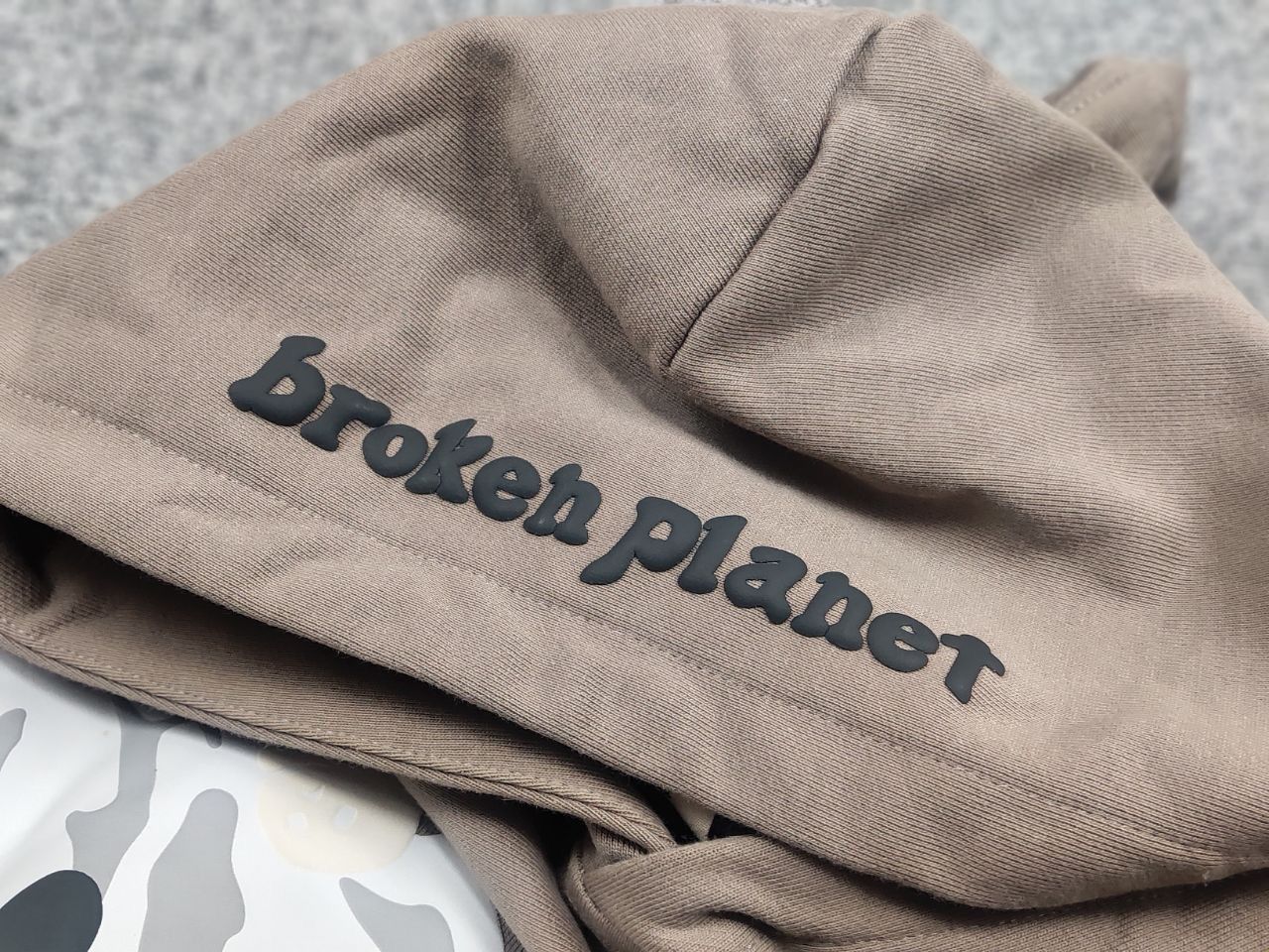 Broken Planet Broken Planet Cosmic Peaks Logo Brown Oversized hoodie Size US M / EU 48-50 / 2 - 12 Thumbnail
