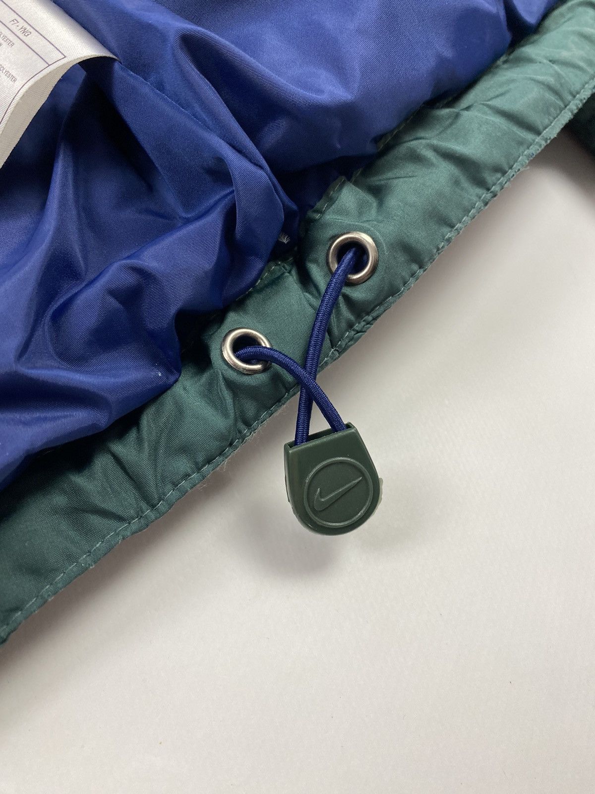 Vintage 1990’s Vintage Nike Big Swoosh Puffer Jacket Size US L / EU 52-54 / 3 - 17 Thumbnail