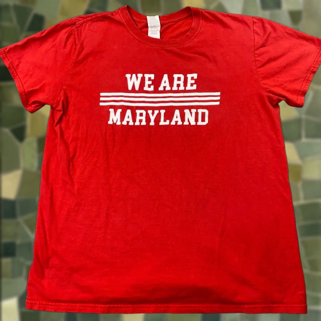 Gildan Maryland Shirt Mens Adult Medium Red Short Sleeve Crew Neck Size US M / EU 48-50 / 2 - 1 Thumbnail