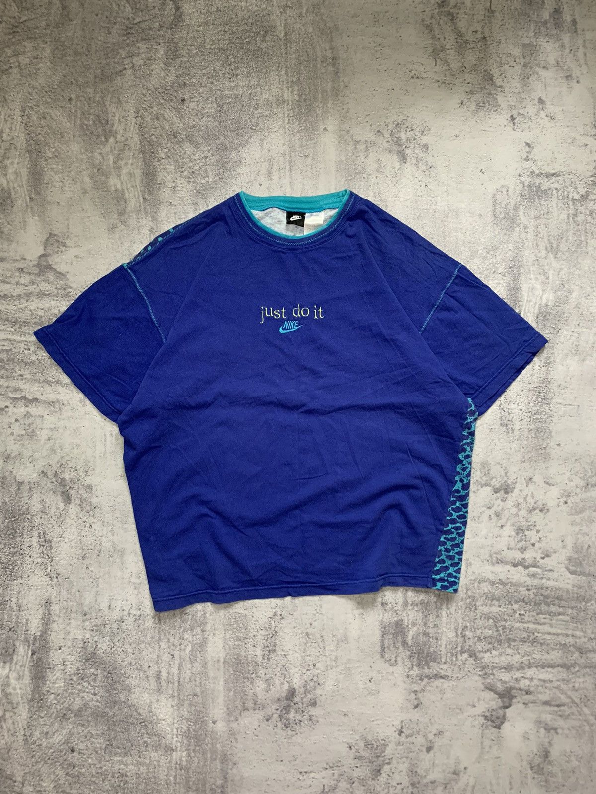 Nike × Vintage Vintage Nike Just Do It AOP Never Give Up T Shirt Size US L / EU 52-54 / 3 - 2 Thumbnail