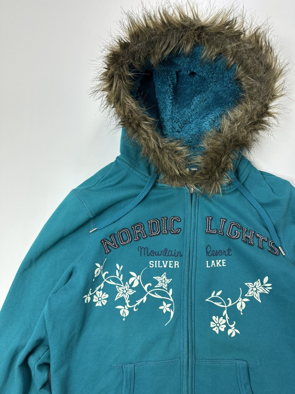 Japanese Brand Abercrombie Fitch Style Faux Fur Hoodie Women's Size M / US 6-8 / IT 42-44 - 5 Thumbnail