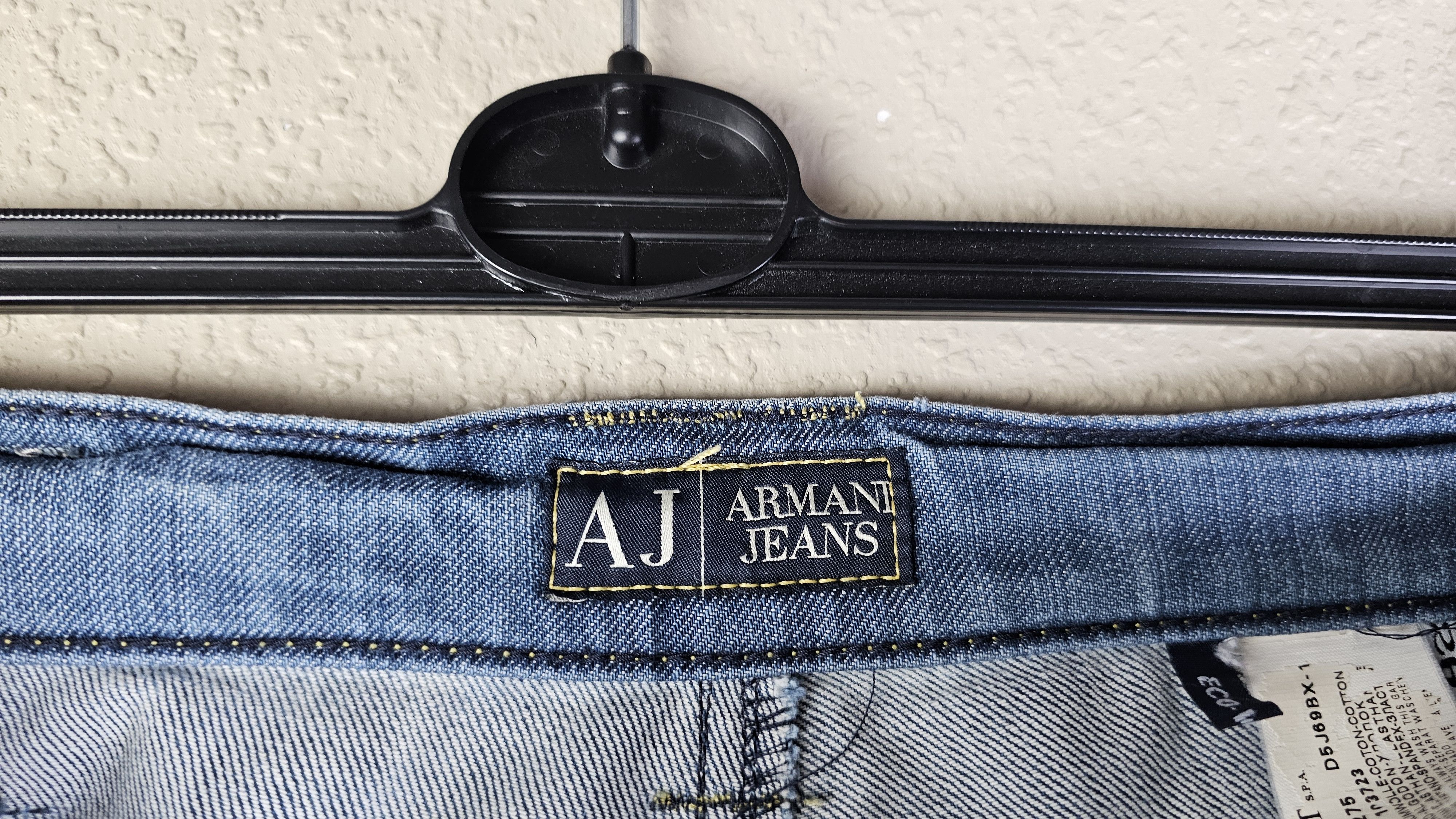 Armani Armani Jeans Vintage 006 High Rise Denim Italy Indigo 26 Size 26" / US 2 / IT 38 - 7 Thumbnail