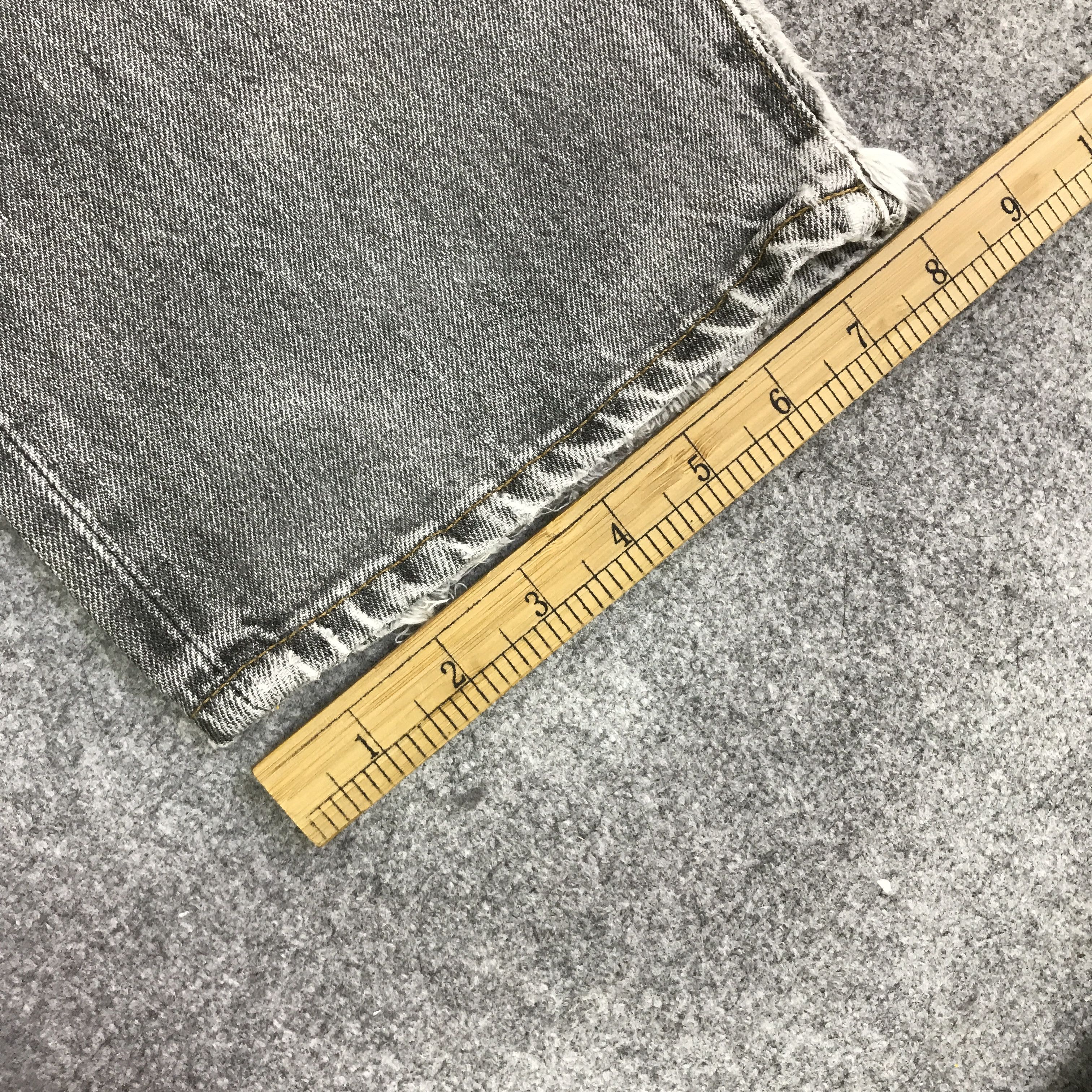 Edwin EDWIN BLACK FADED DENIM LIGHT PANTS K74B16 Size US 30 / EU 46 - 11 Thumbnail