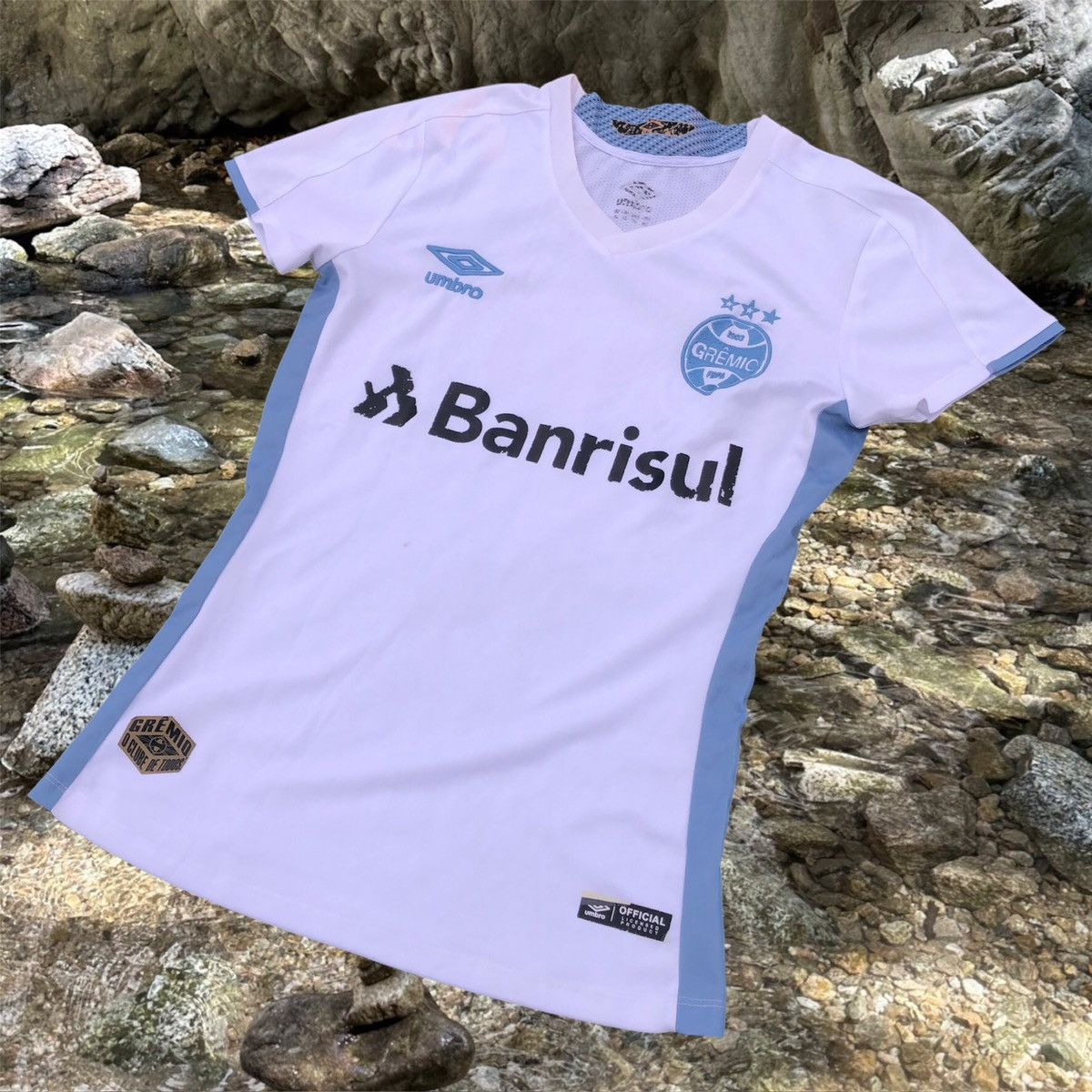 Umbro Grêmio 2019 Umbro women away jersey Size XL / US 12-14 / IT 48-50 - 2 Thumbnail